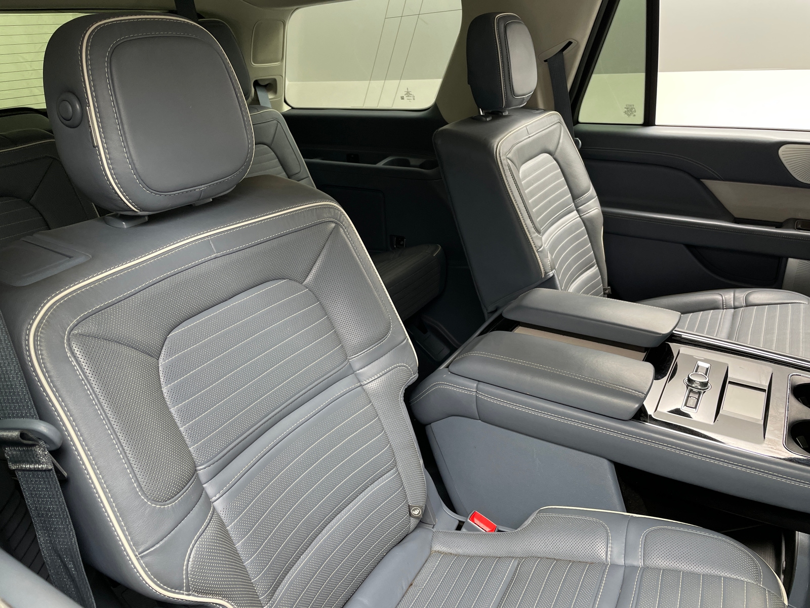 Thumbnail: 2018 Lincoln Navigator - 5