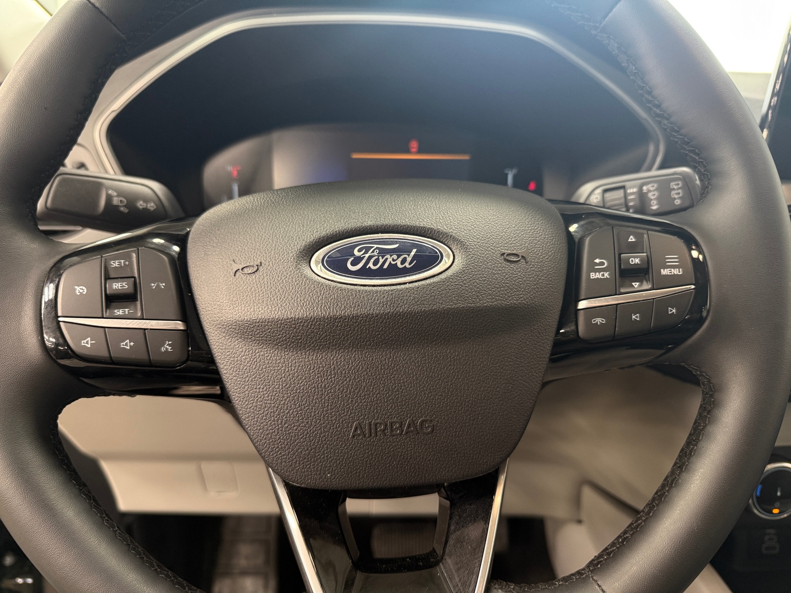 Thumbnail: 2024 Ford Escape - 5