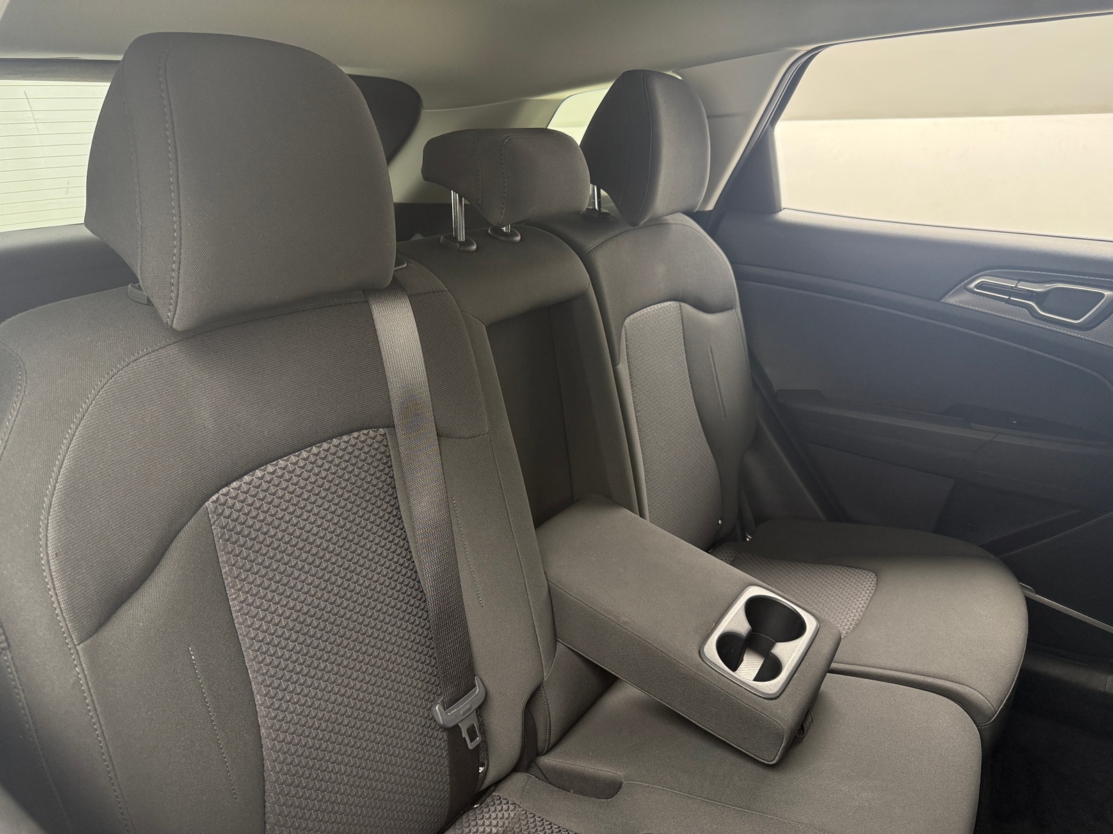 Thumbnail: 2025 Kia Sportage - 6