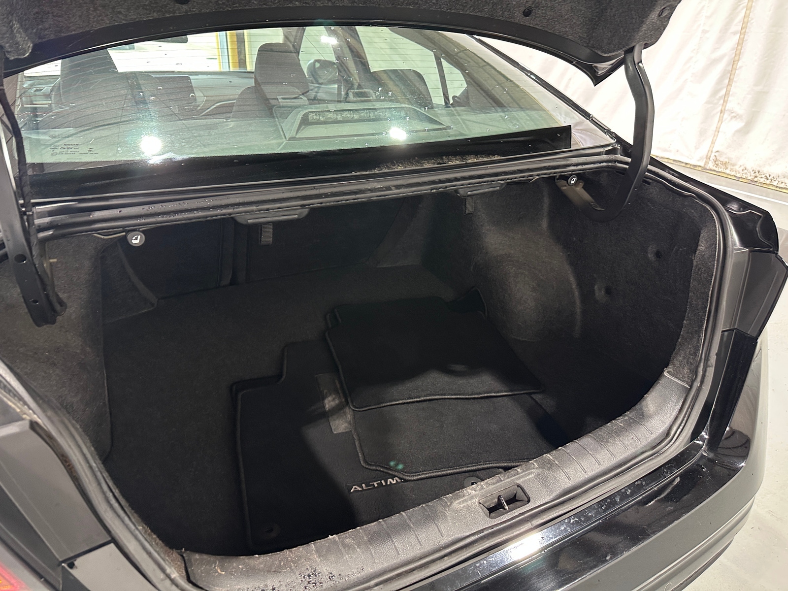 Thumbnail: 2025 Nissan Altima - 7