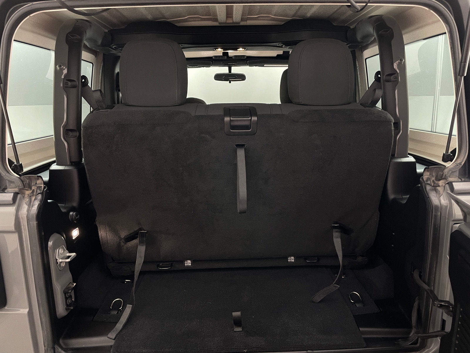 Thumbnail: 2019 Jeep Wrangler - 7