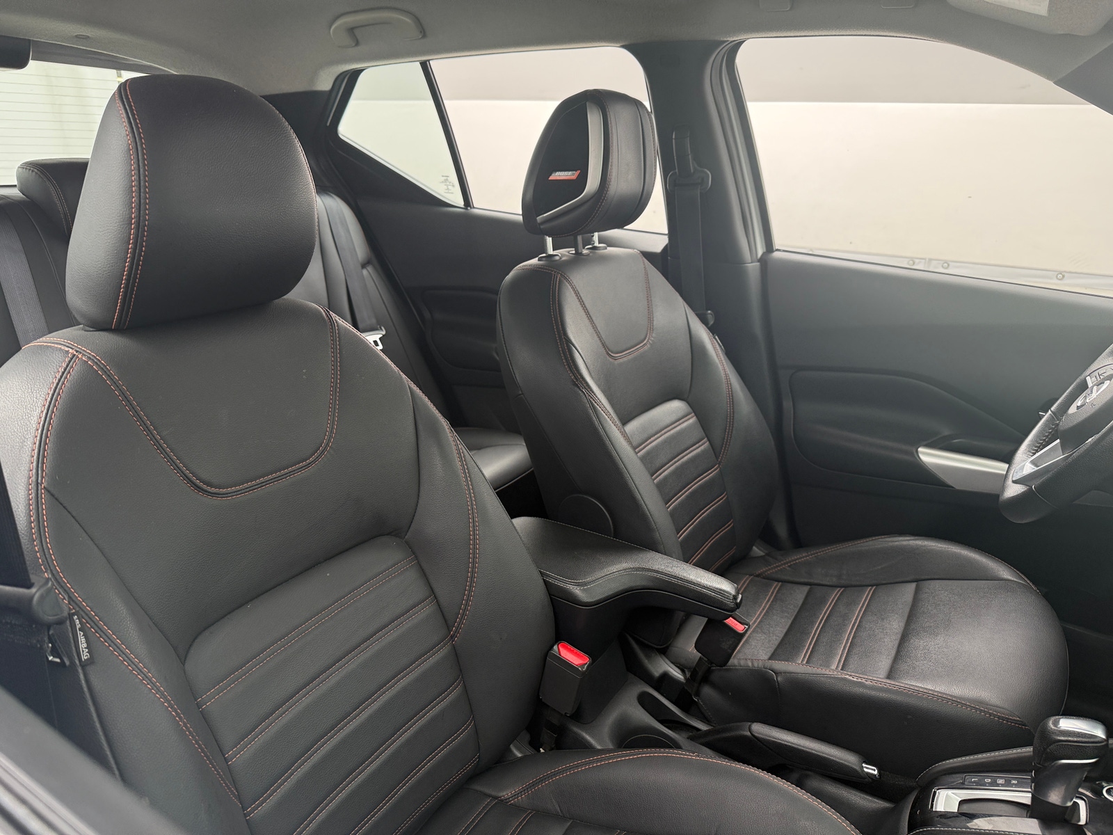 Thumbnail: 2020 Nissan Kicks - 2