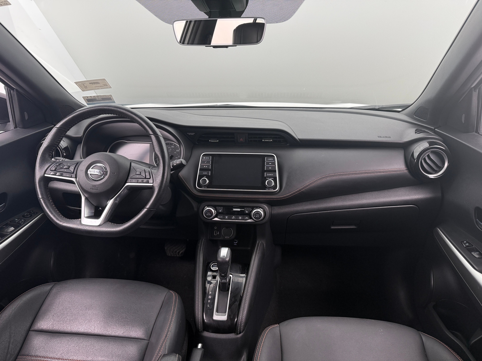 Thumbnail: 2020 Nissan Kicks - 3