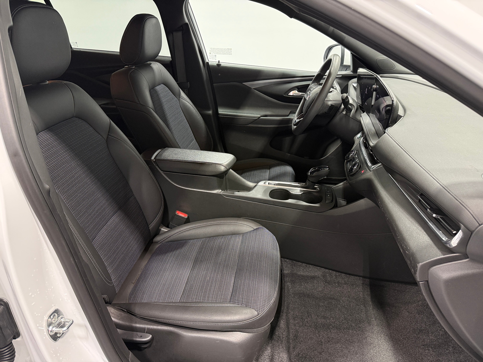 Thumbnail: 2025 Buick Envista - 2