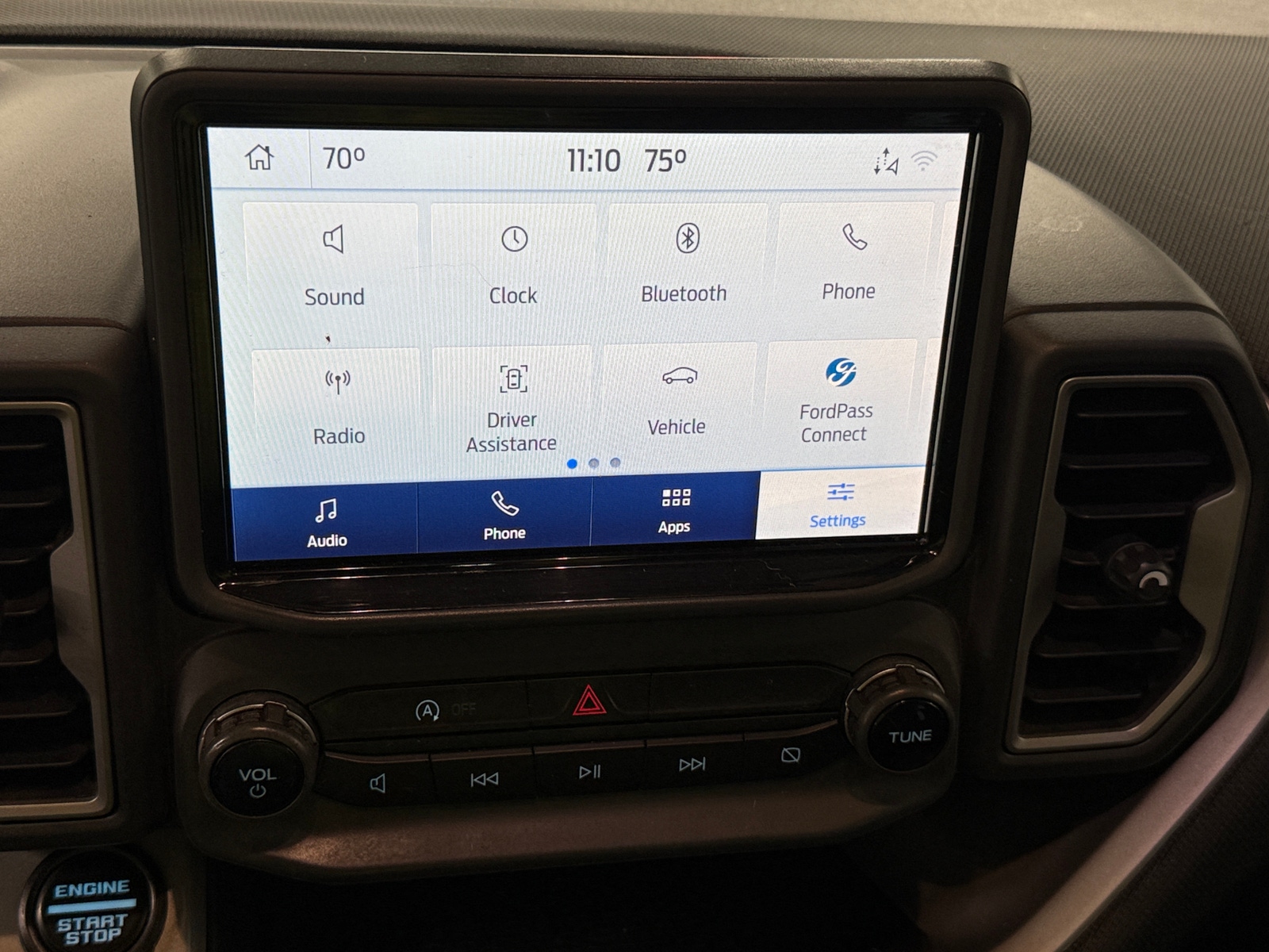 Thumbnail: 2022 Ford Bronco Sport - 4