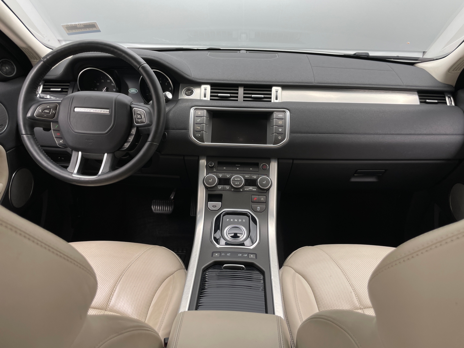 Thumbnail: 2016 Land Rover Range Rover Evoque - 2