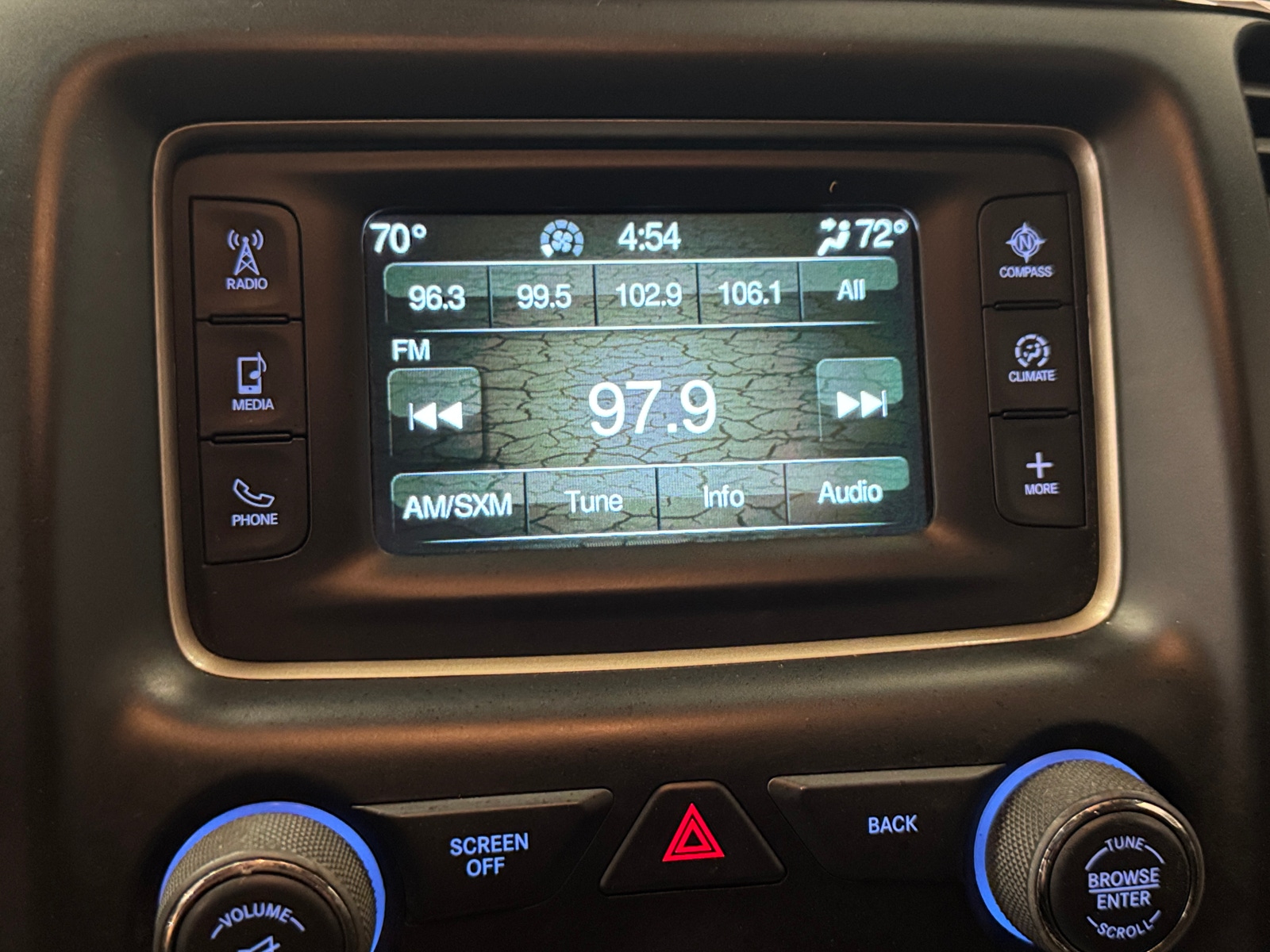 Thumbnail: 2016 Jeep Grand Cherokee - 4