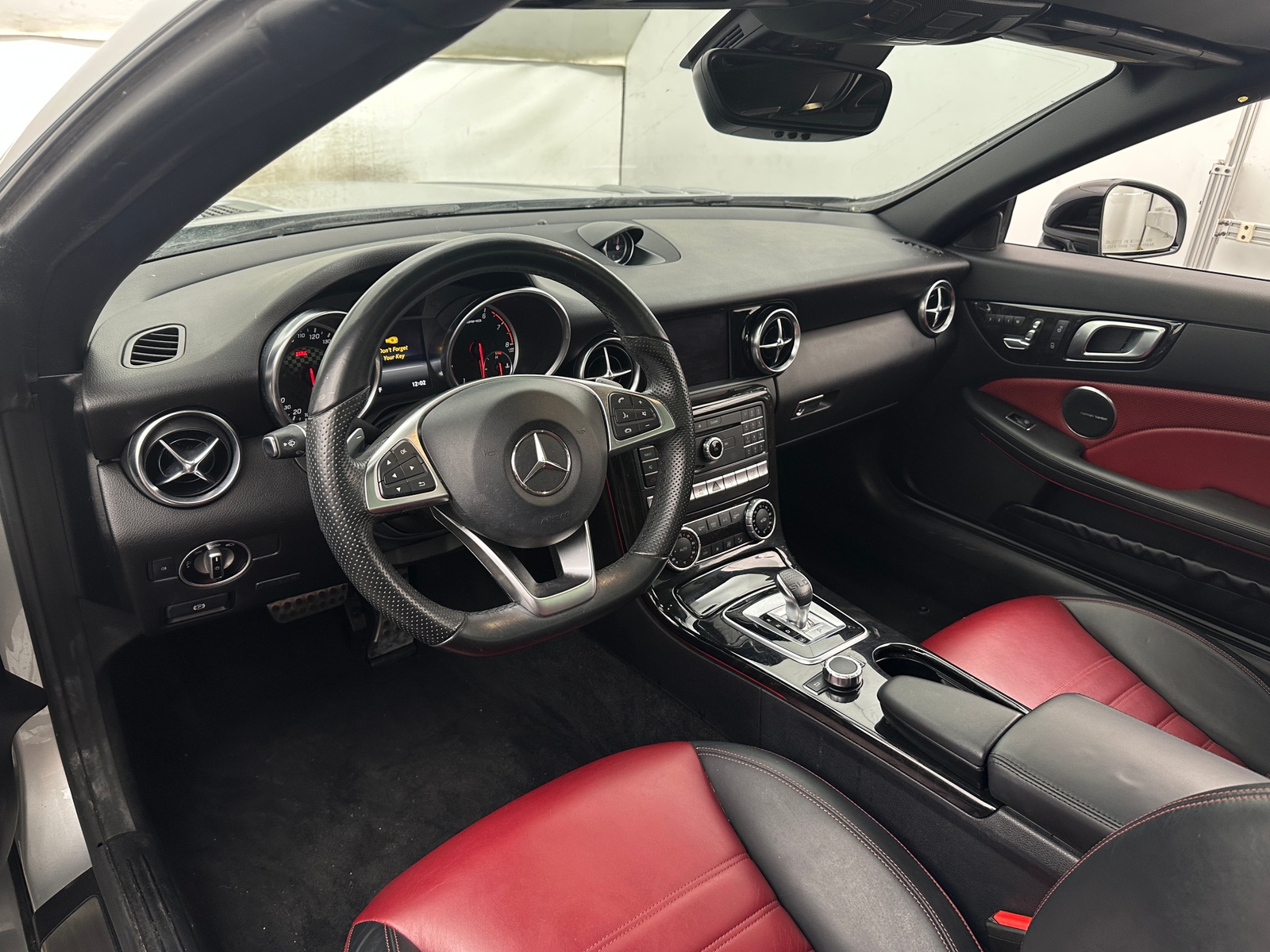 Thumbnail: 2017 Mercedes-Benz SLC - 3