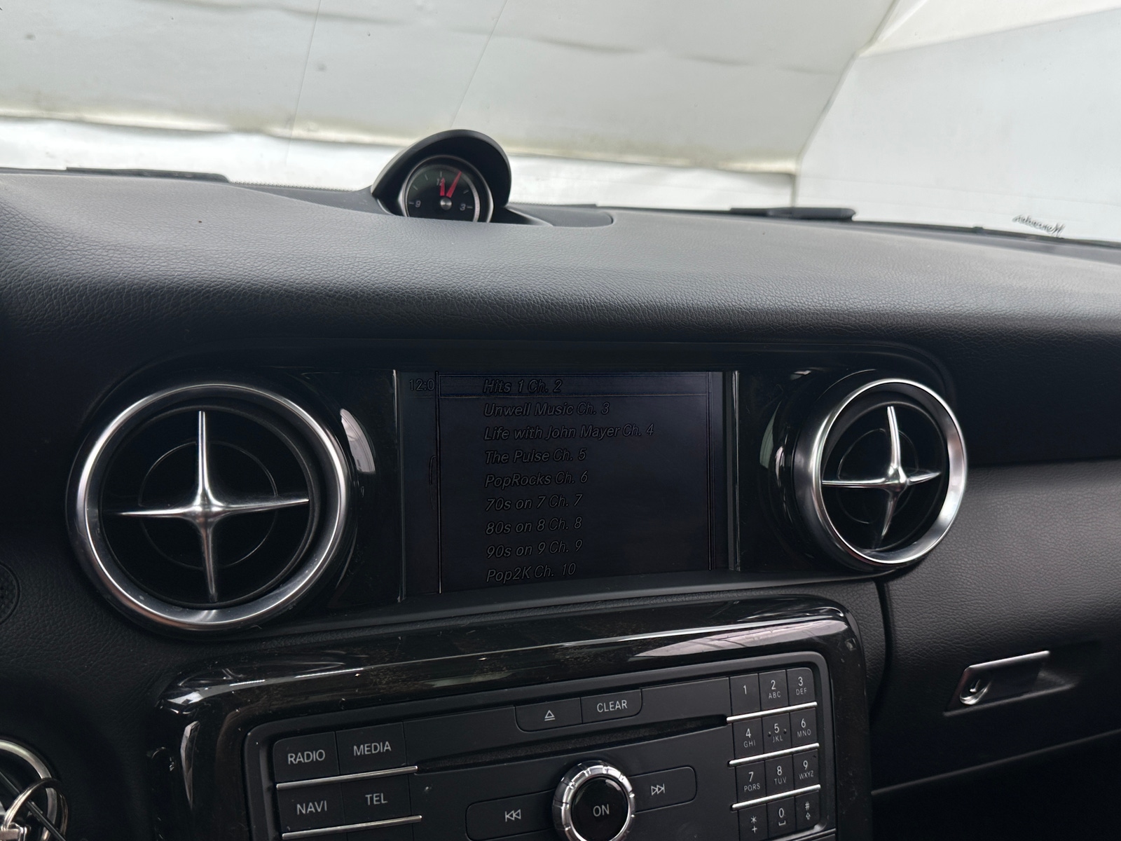 Thumbnail: 2017 Mercedes-Benz SLC - 4