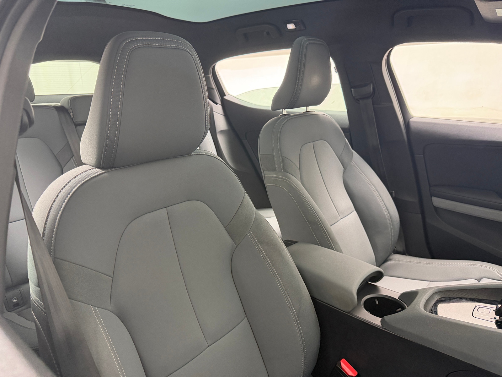 Thumbnail: 2021 Polestar 2 - 2