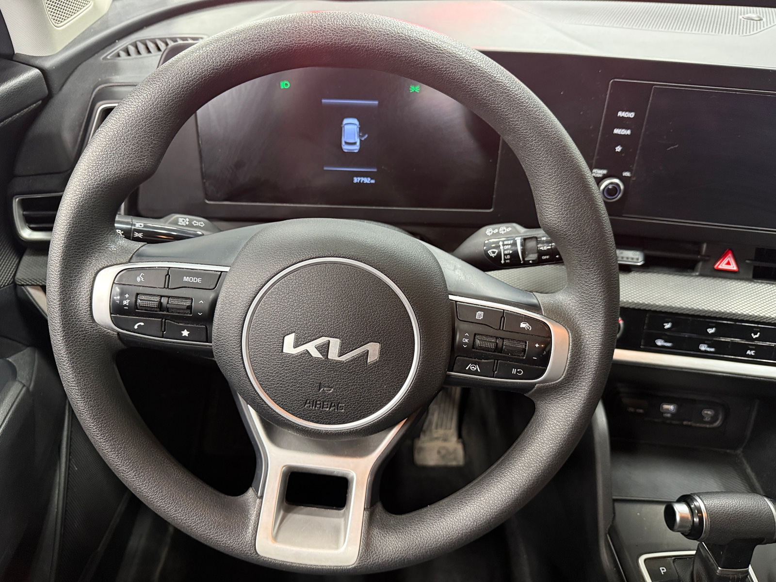 Thumbnail: 2023 Kia Sportage - 5