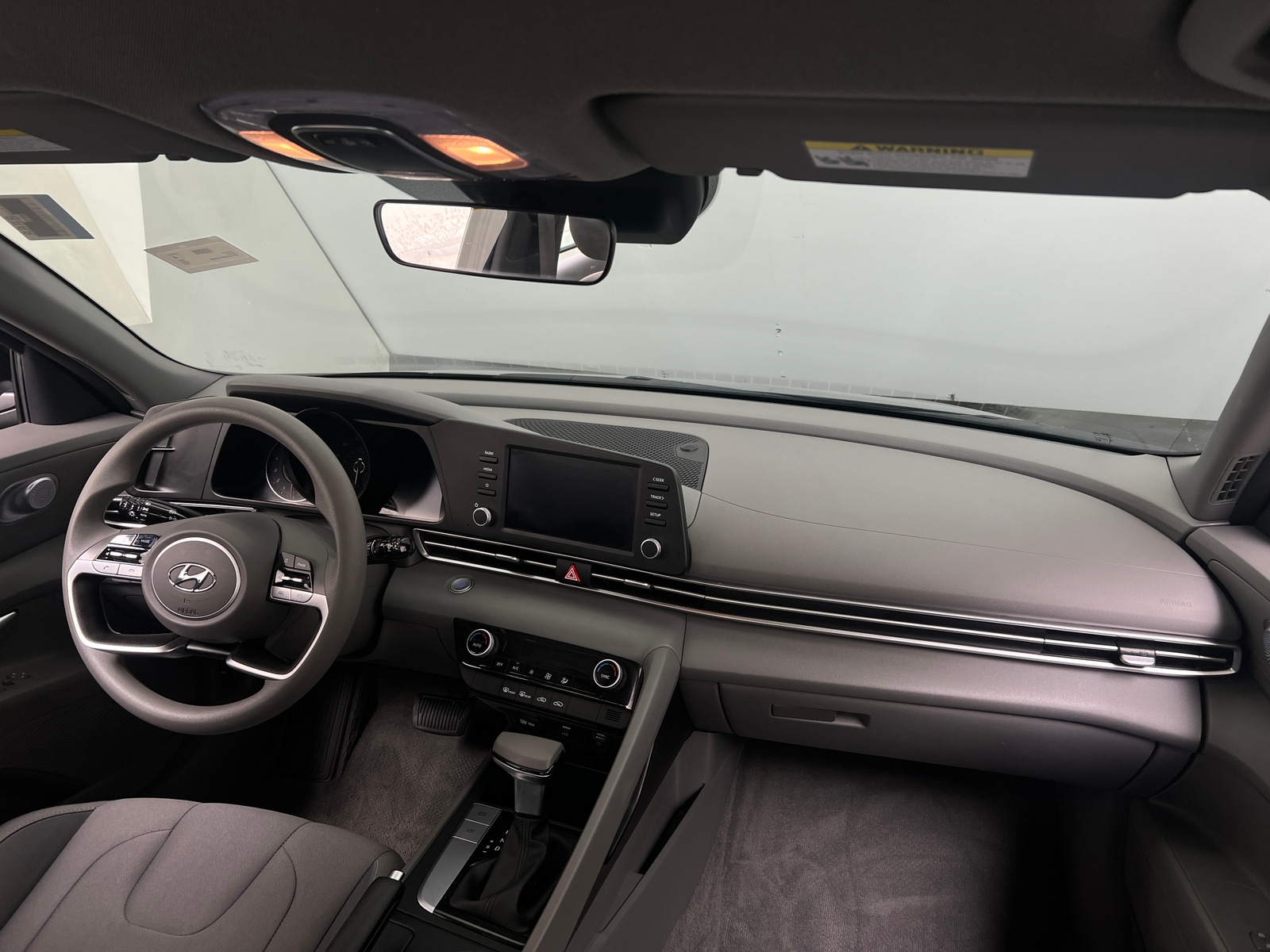 Thumbnail: 2023 Hyundai Elantra - 3