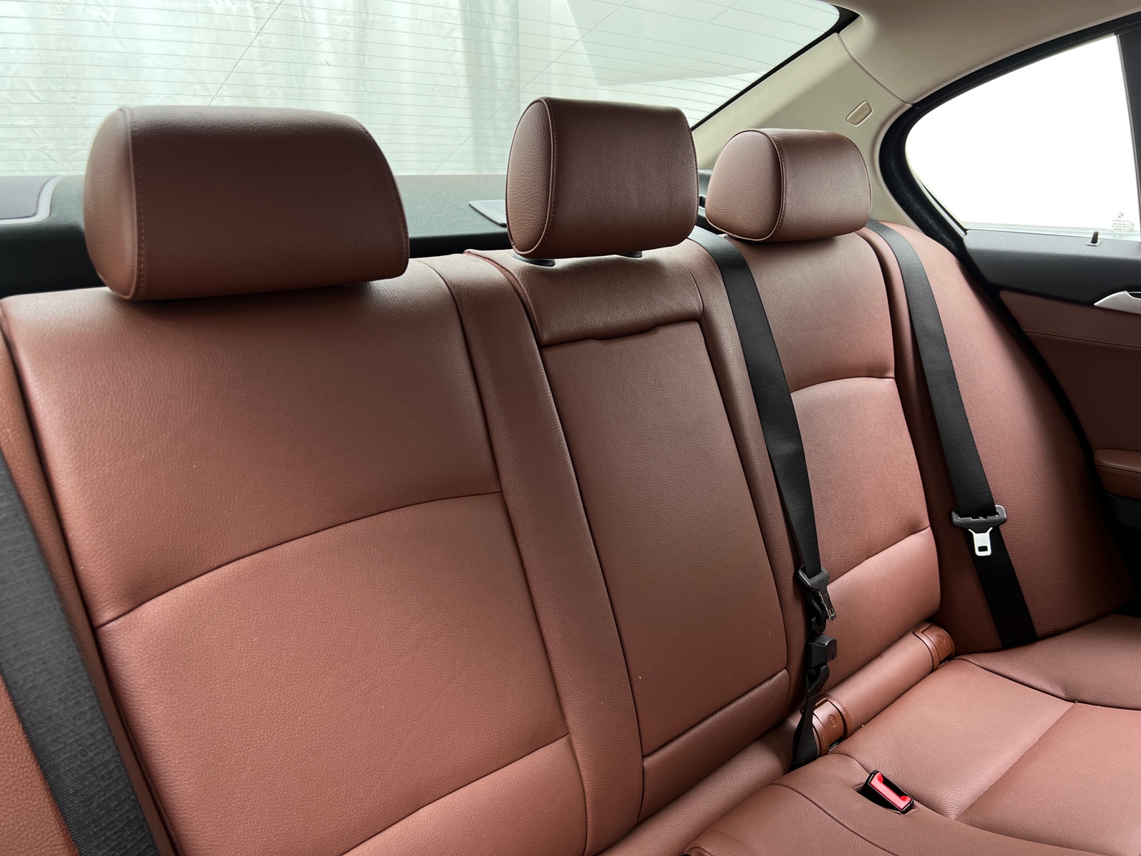 Thumbnail: 2015 BMW 5 Series - 5