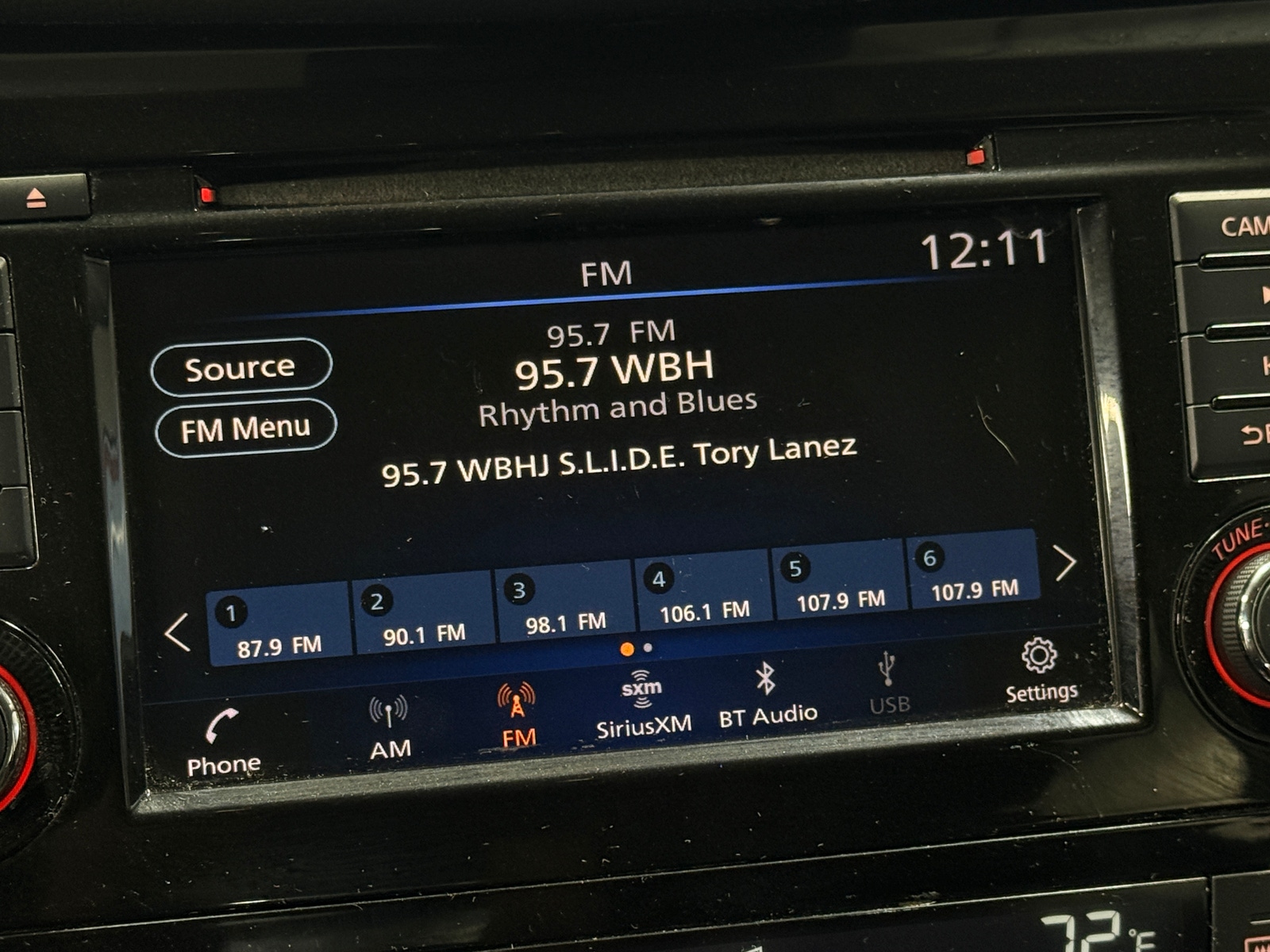 Thumbnail: 2021 Nissan Rogue Sport - 4