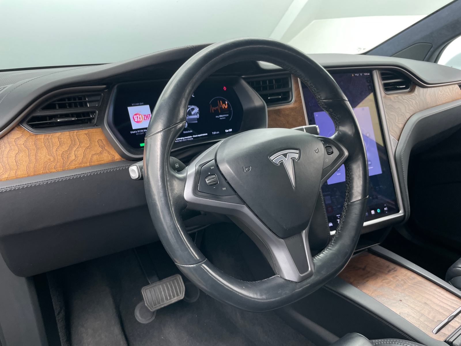 Thumbnail: 2020 Tesla Model X - 4