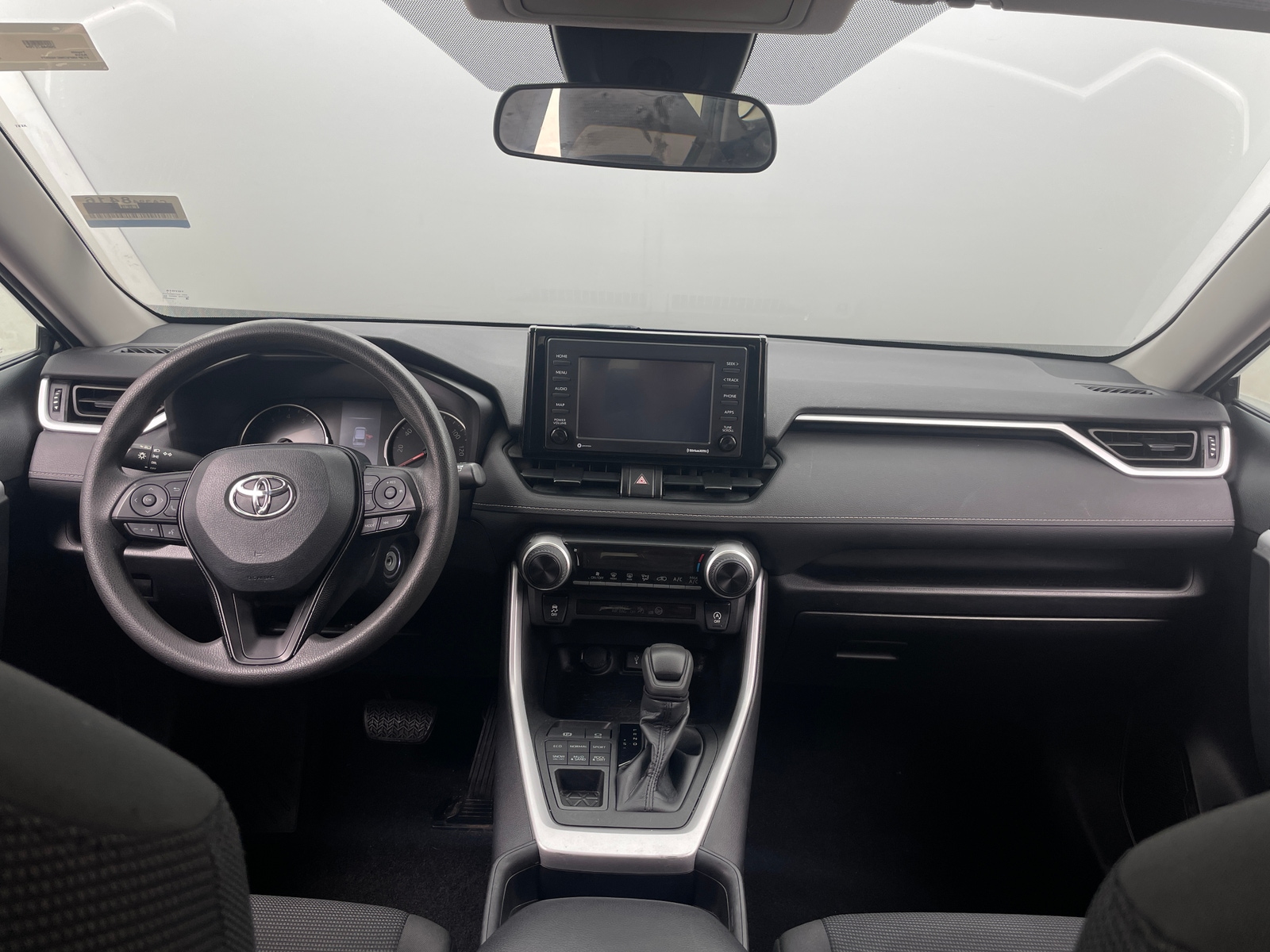 Thumbnail: 2021 Toyota RAV4 - 3