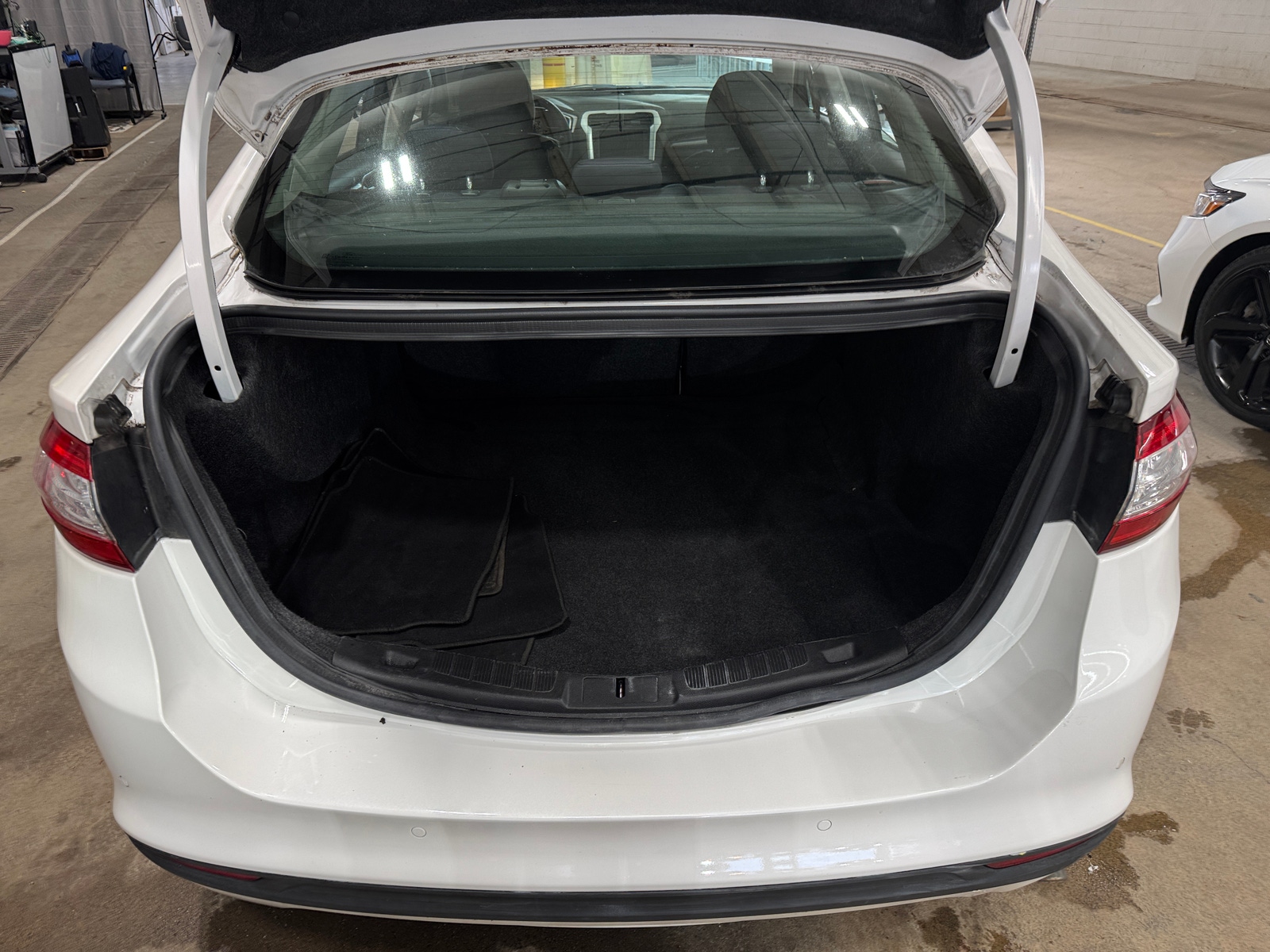 Thumbnail: 2016 Ford Fusion - 7