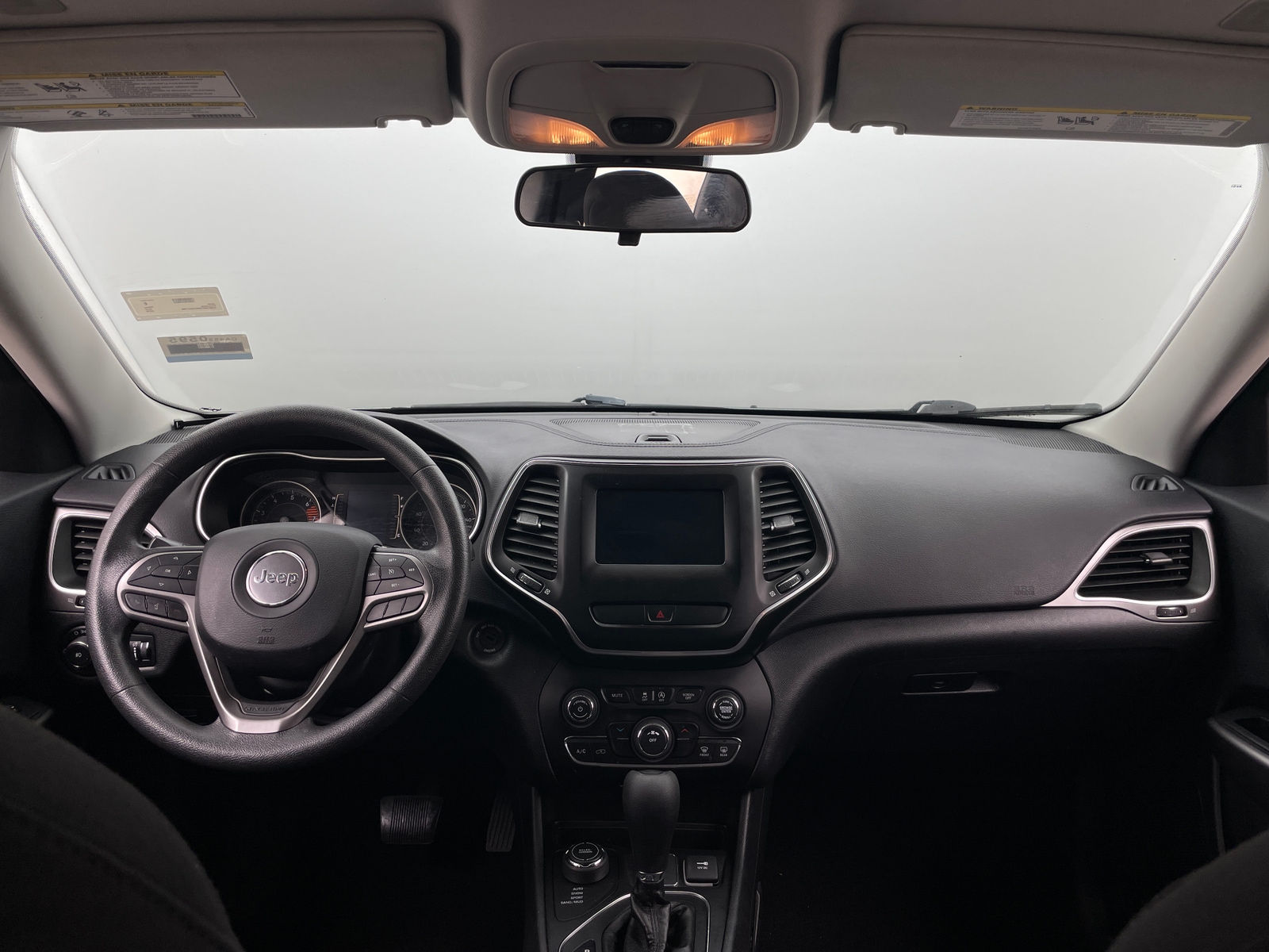 Thumbnail: 2019 Jeep Cherokee - 3