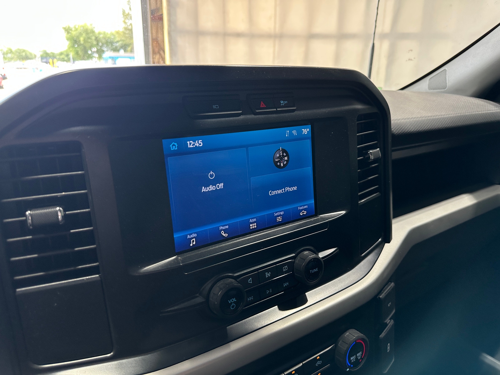 Thumbnail: 2022 Ford Econoline - 3