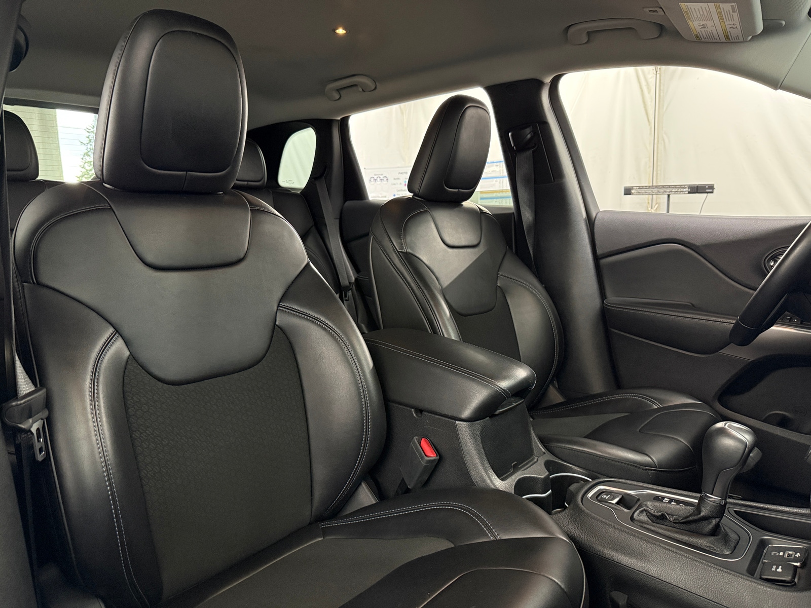 Thumbnail: 2019 Jeep Cherokee - 2