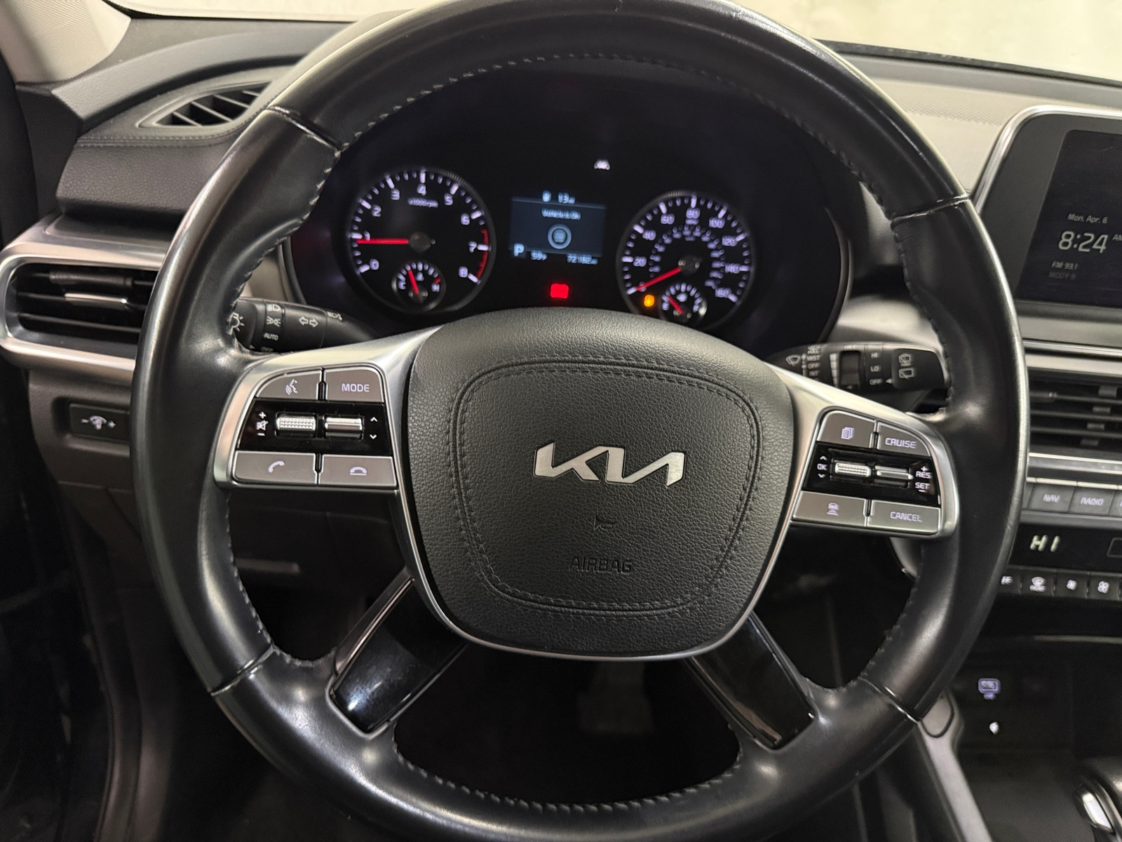 Thumbnail: 2022 Kia Telluride - 4