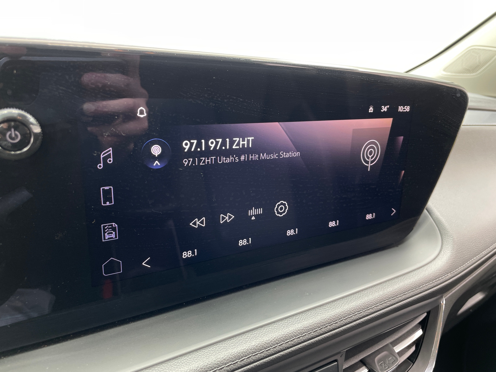 Thumbnail: 2025 Buick Encore GX - 4