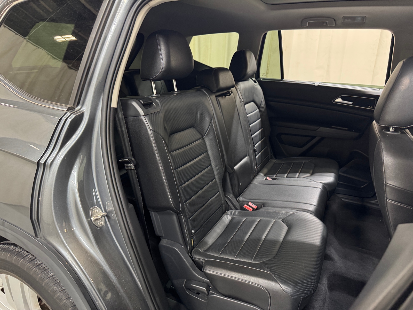 Thumbnail: 2018 Volkswagen Atlas - 5