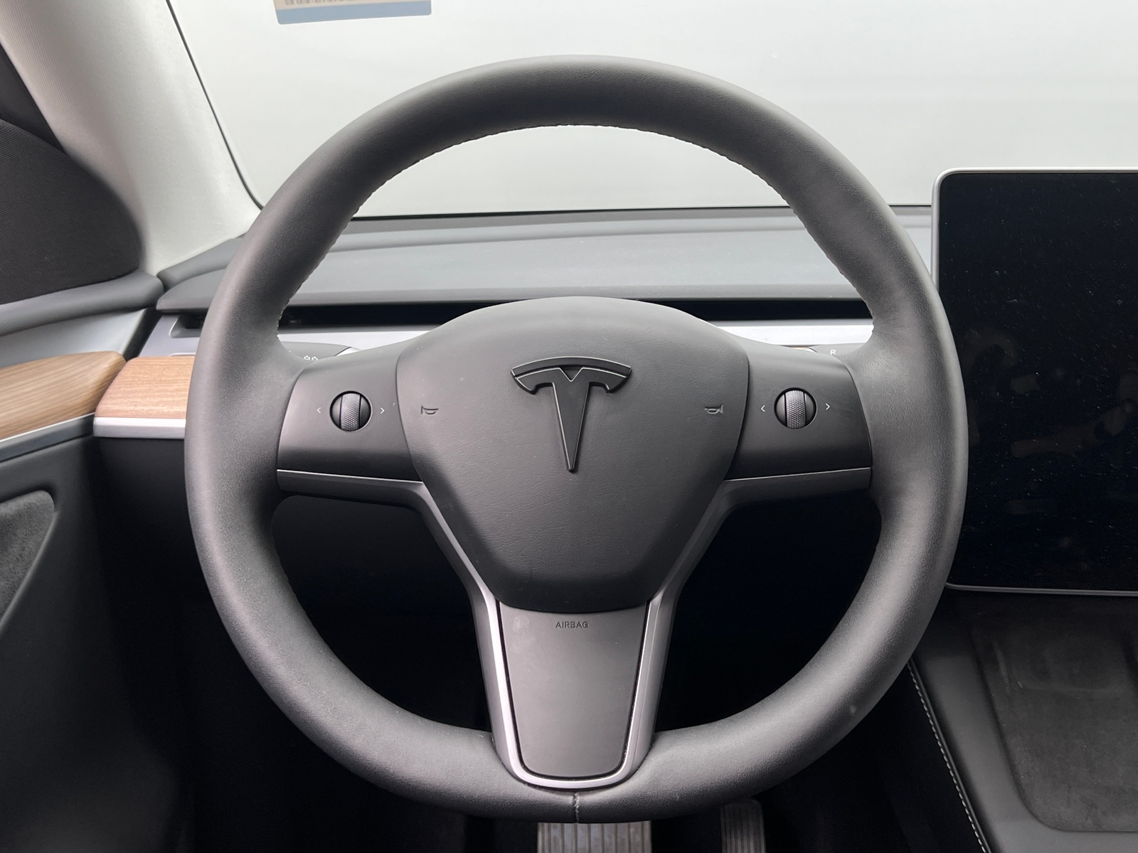 Thumbnail: 2024 Tesla Model Y - 4