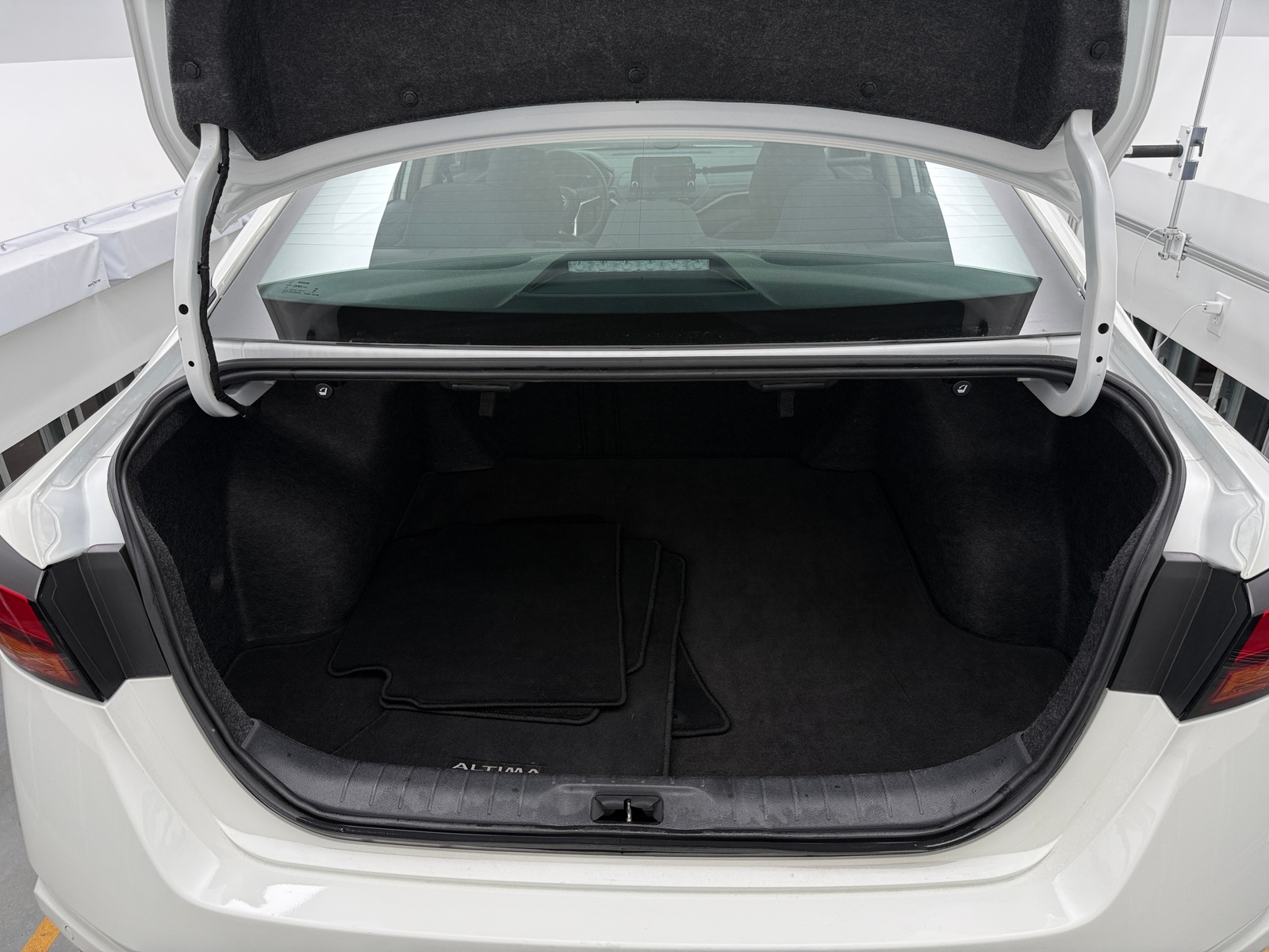 Thumbnail: 2025 Nissan Altima - 7