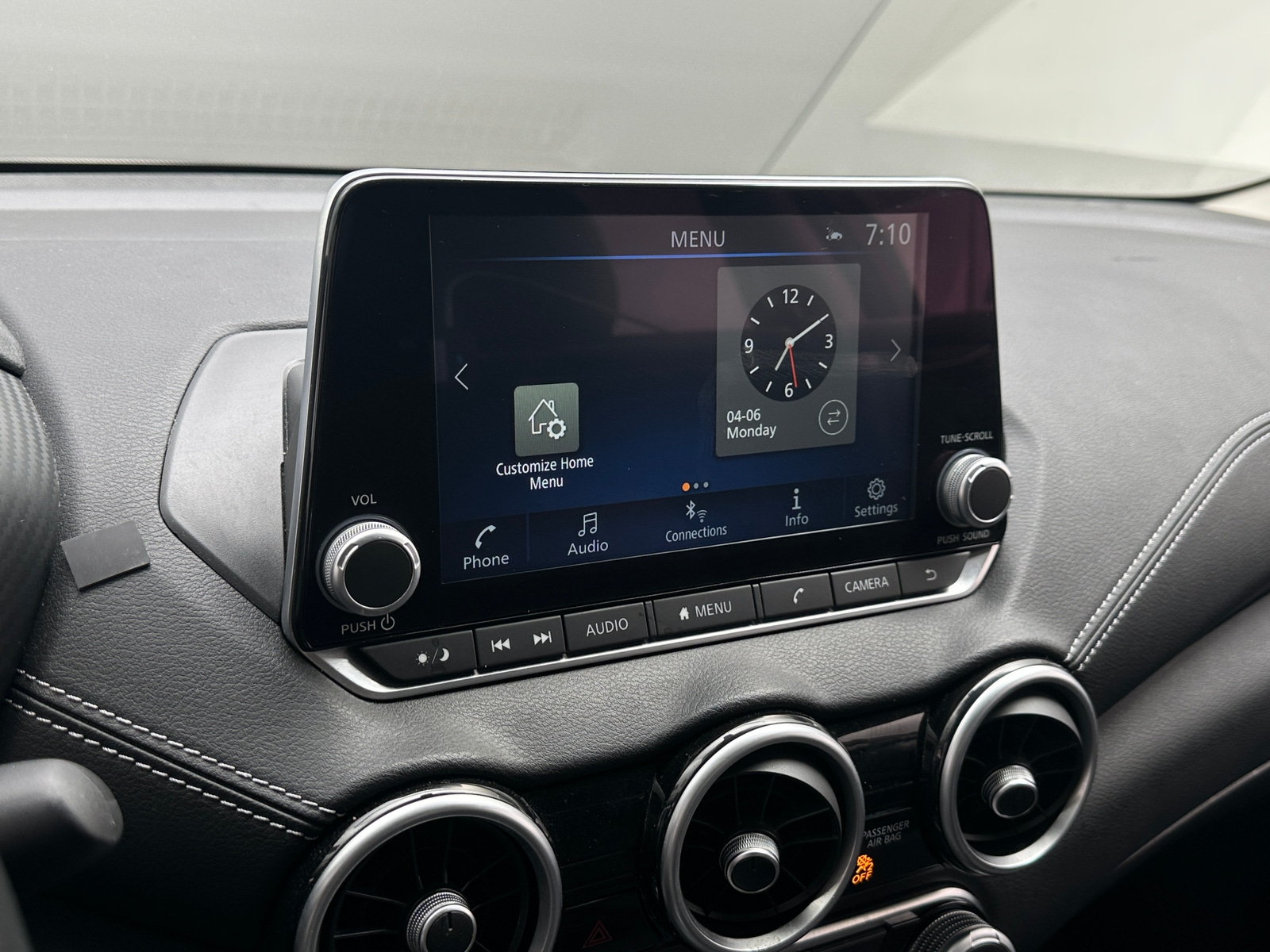 Thumbnail: 2025 Nissan Sentra - 4