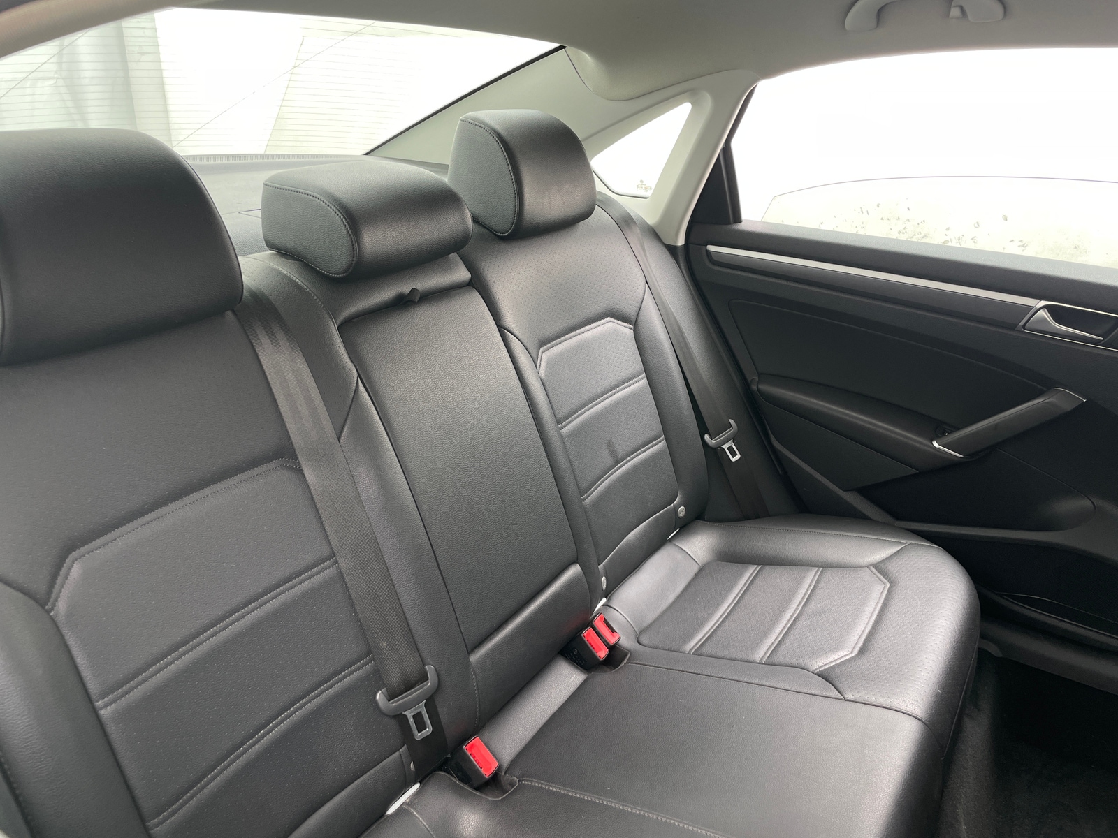 Thumbnail: 2018 Volkswagen Passat - 5