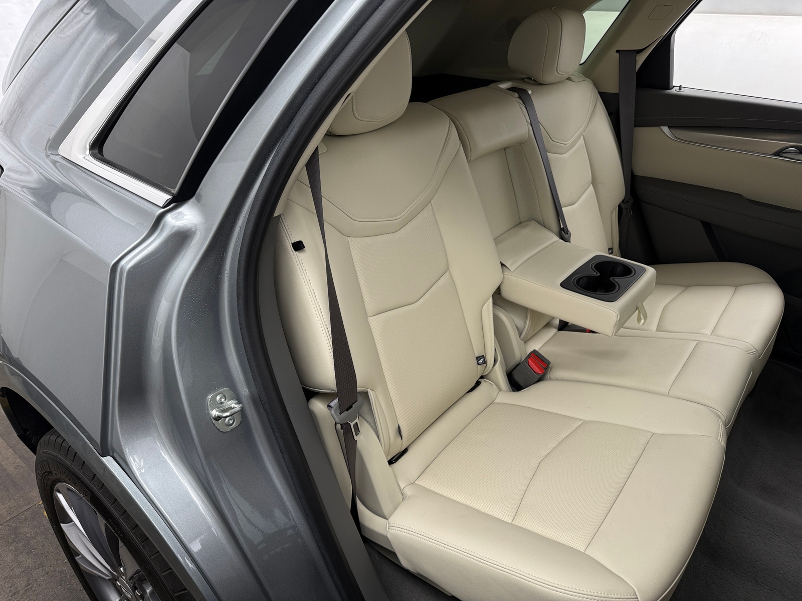 Thumbnail: 2024 Cadillac XT5 - 5