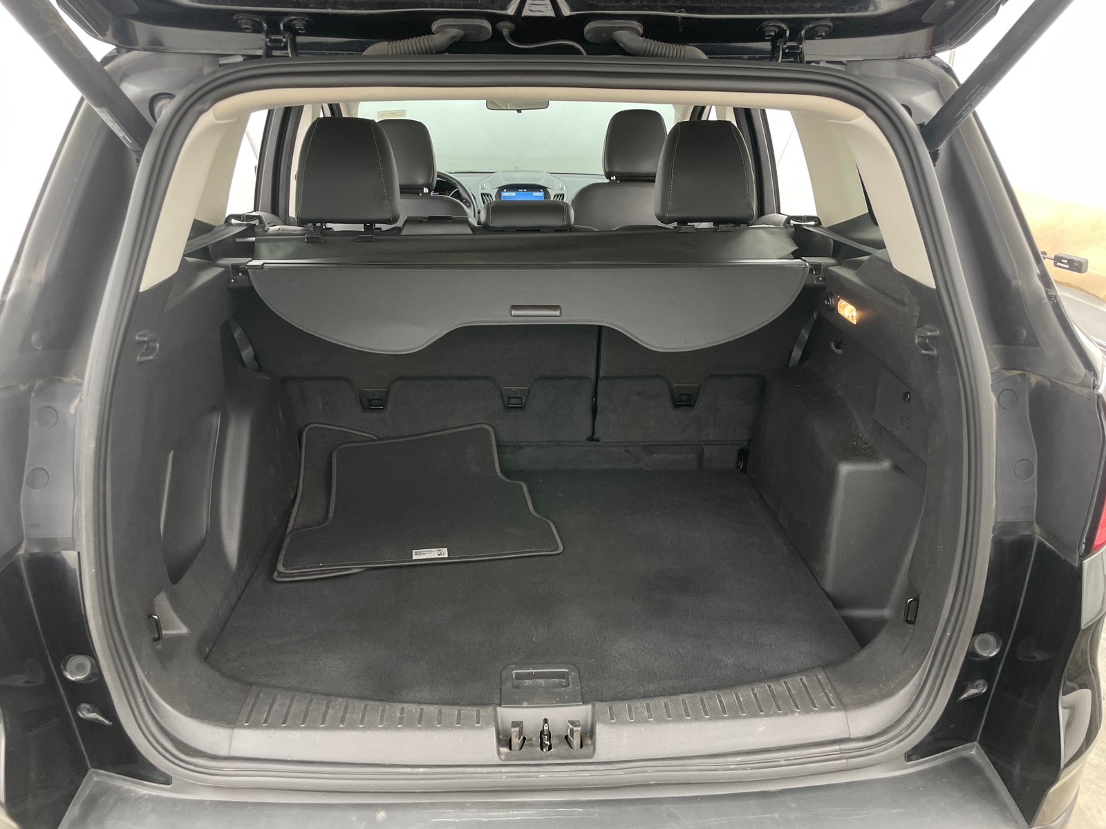 Thumbnail: 2019 Ford Escape - 6