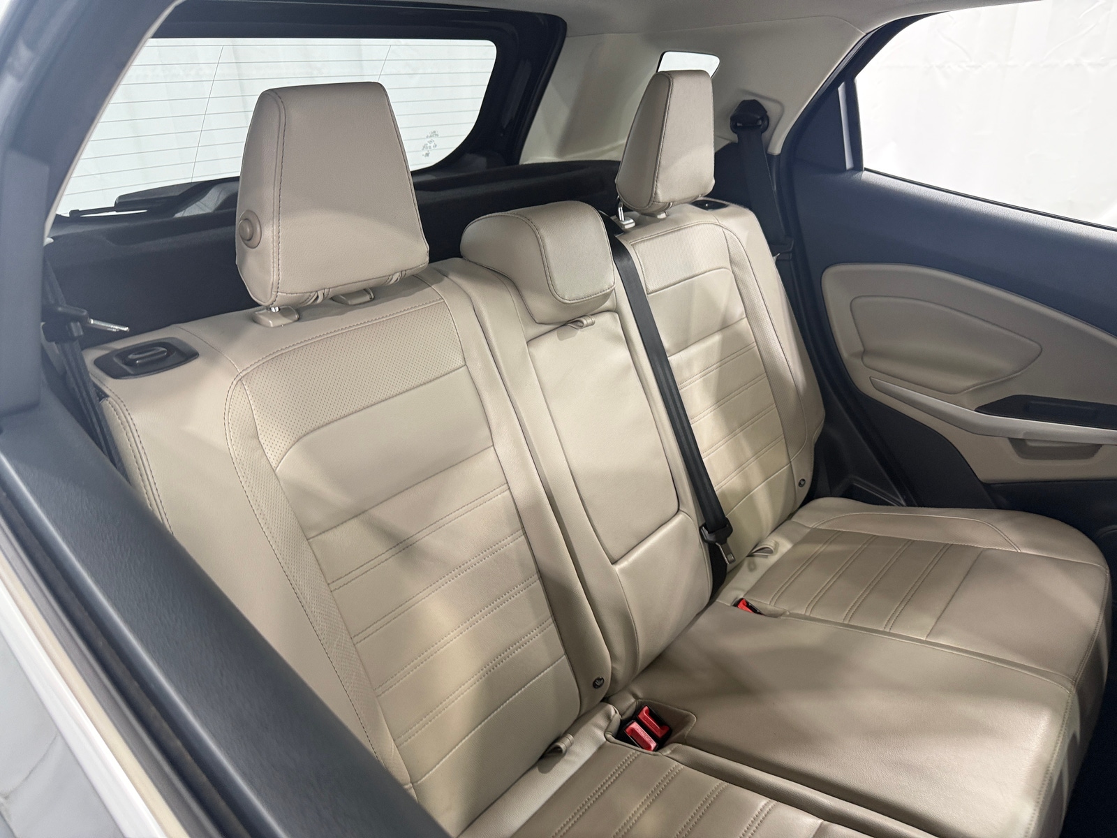 Thumbnail: 2019 Ford EcoSport - 6