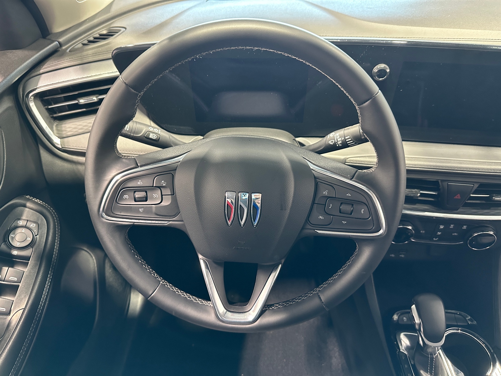 Thumbnail: 2025 Buick Encore GX - 5