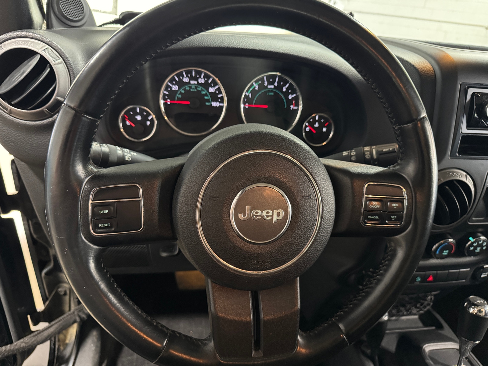 Thumbnail: 2014 Jeep Wrangler - 5