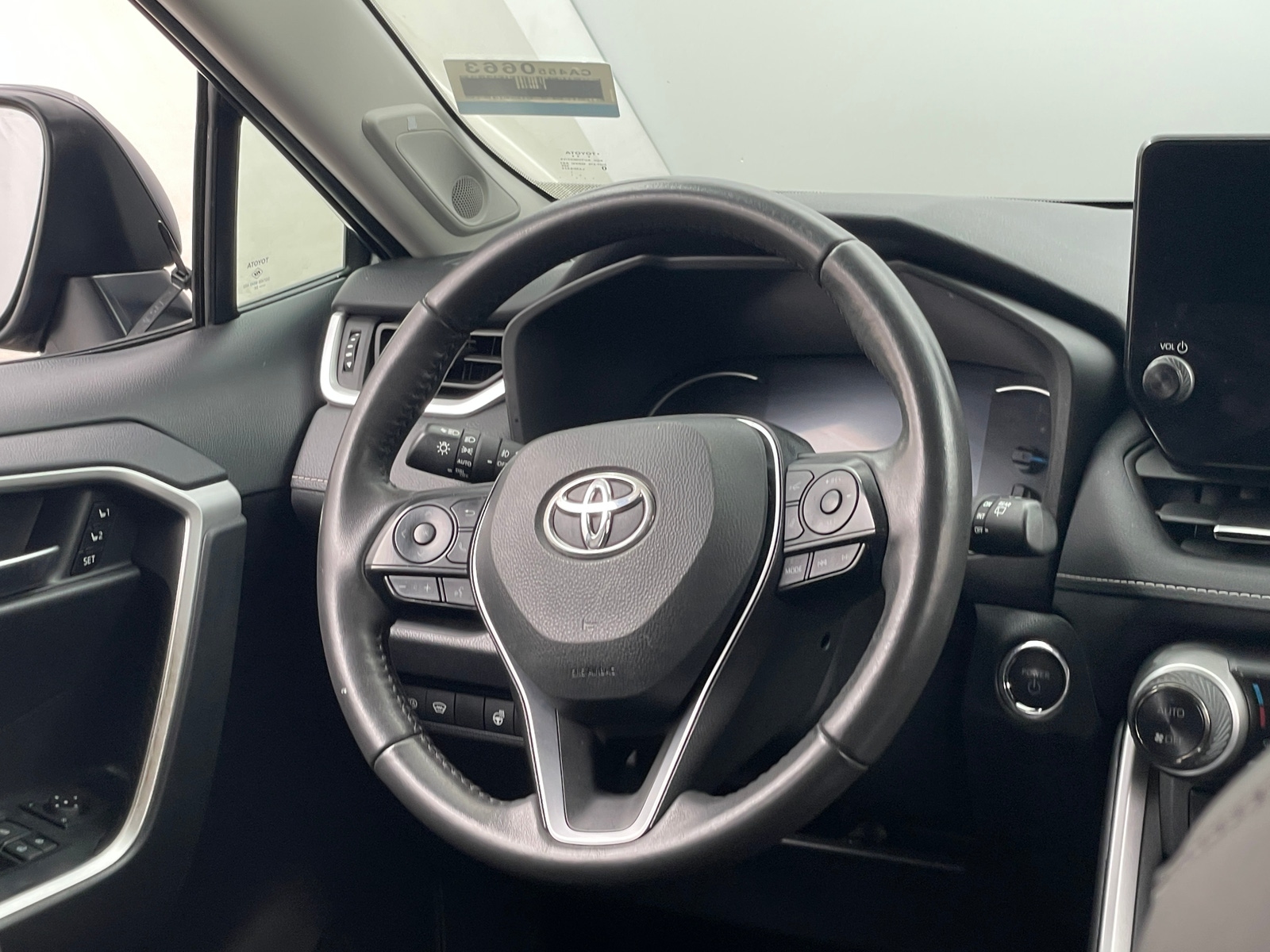 Thumbnail: 2024 Toyota RAV4 - 4