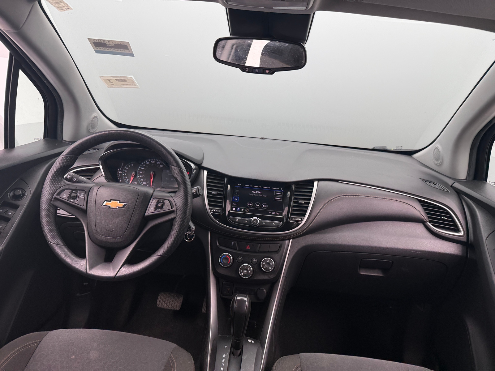 Thumbnail: 2021 Chevrolet Trax - 3