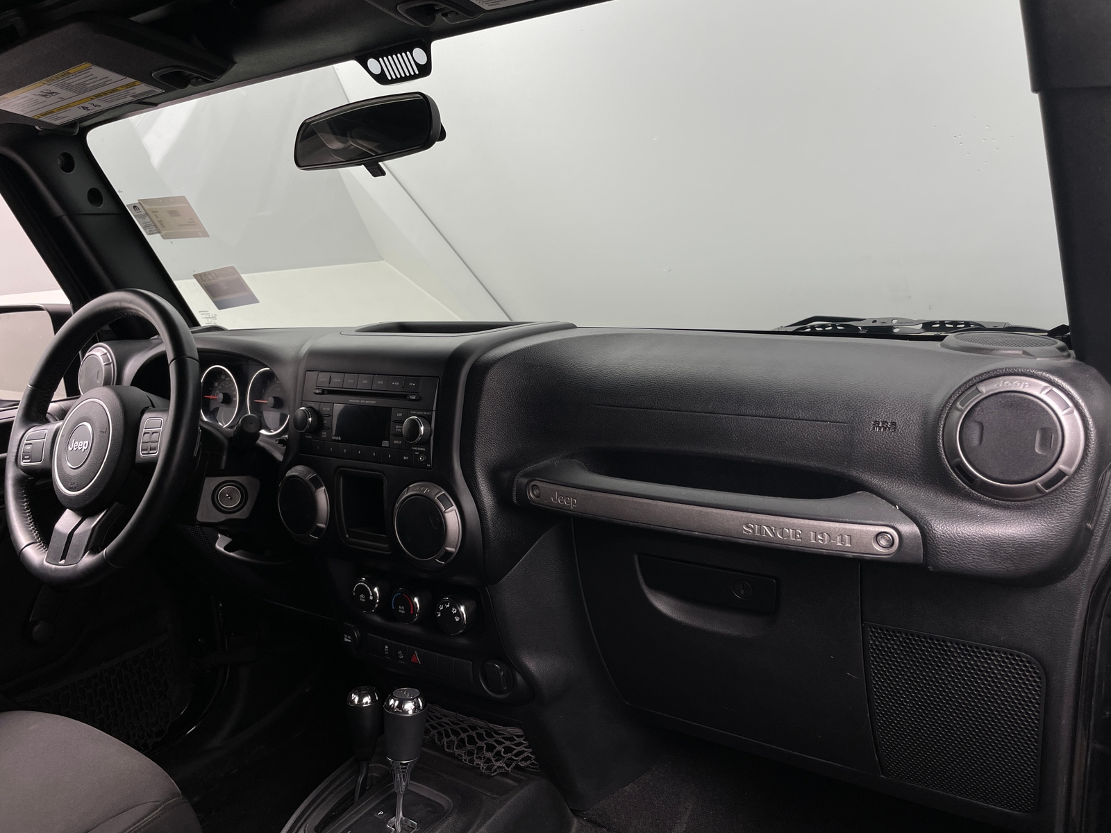 Thumbnail: 2017 Jeep Wrangler - 3