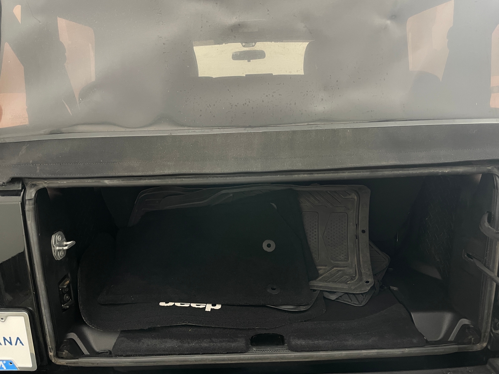 Thumbnail: 2017 Jeep Wrangler - 7