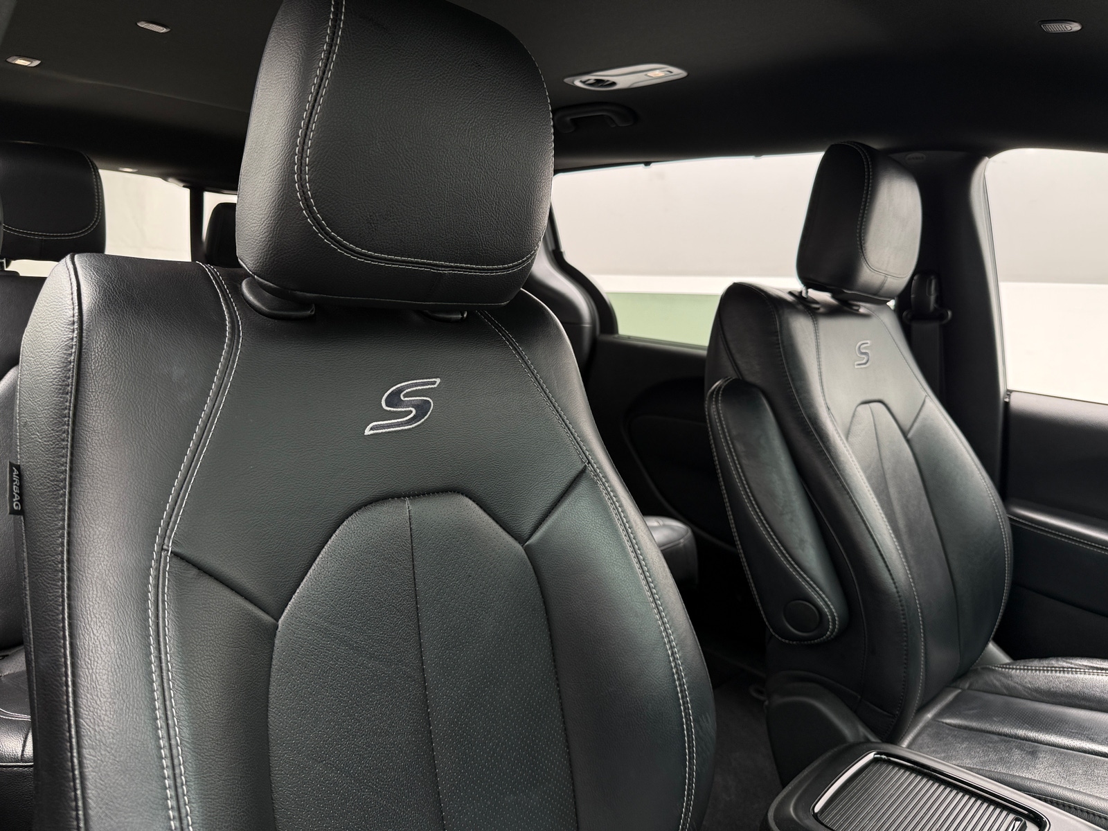 Thumbnail: 2022 Chrysler Pacifica - 2