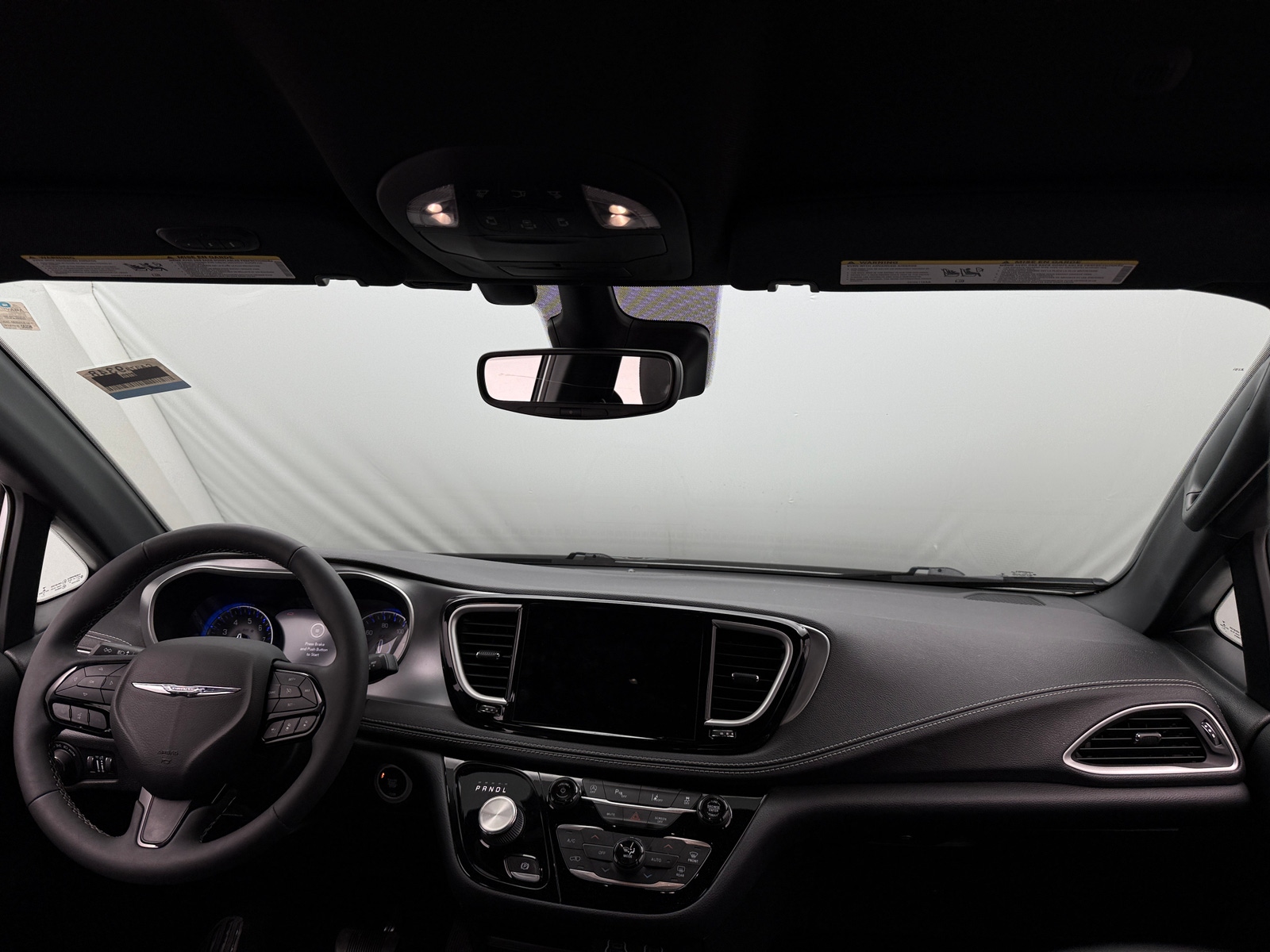 Thumbnail: 2022 Chrysler Pacifica - 3