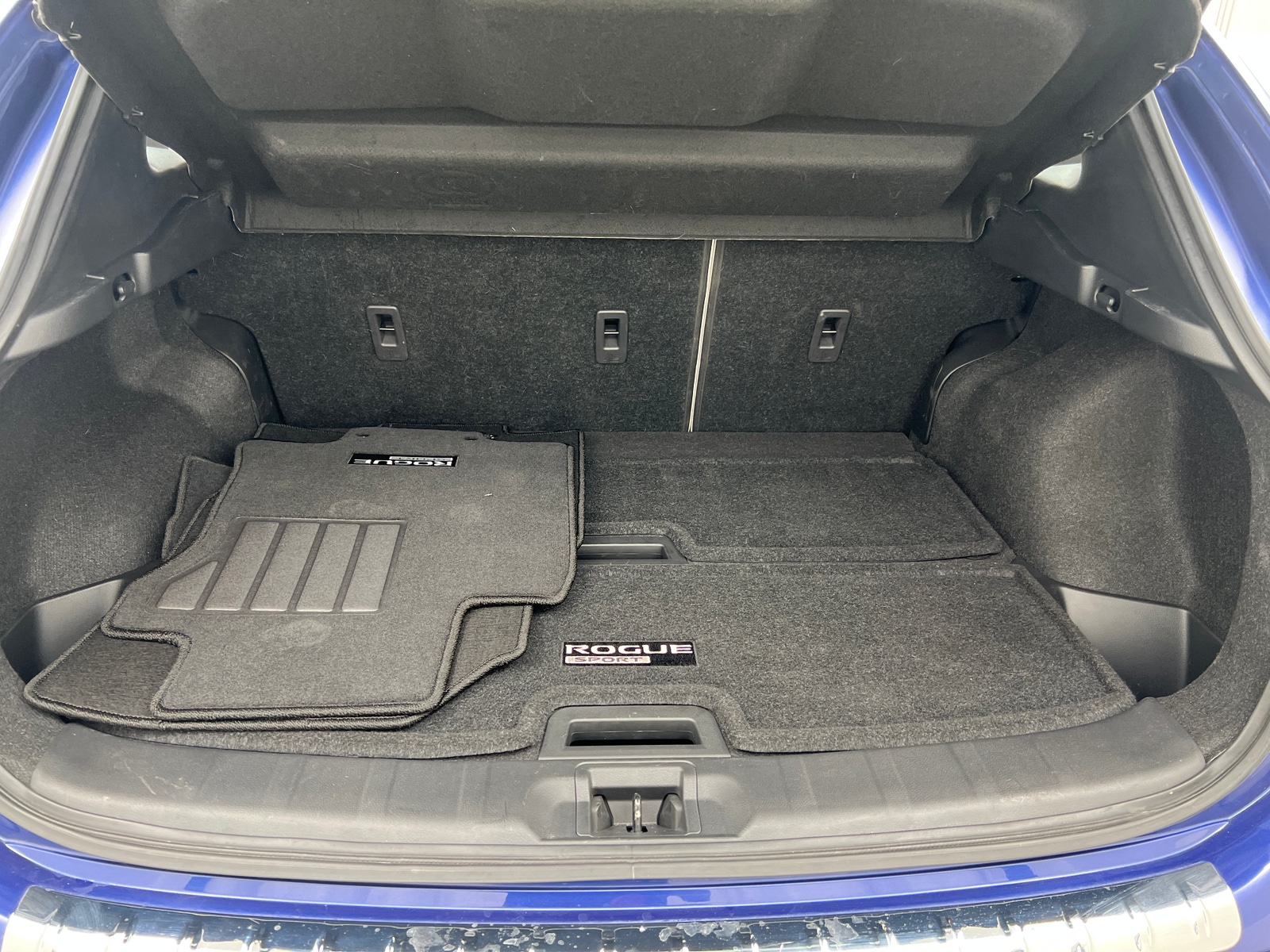 Thumbnail: 2022 Nissan Rogue Sport - 6