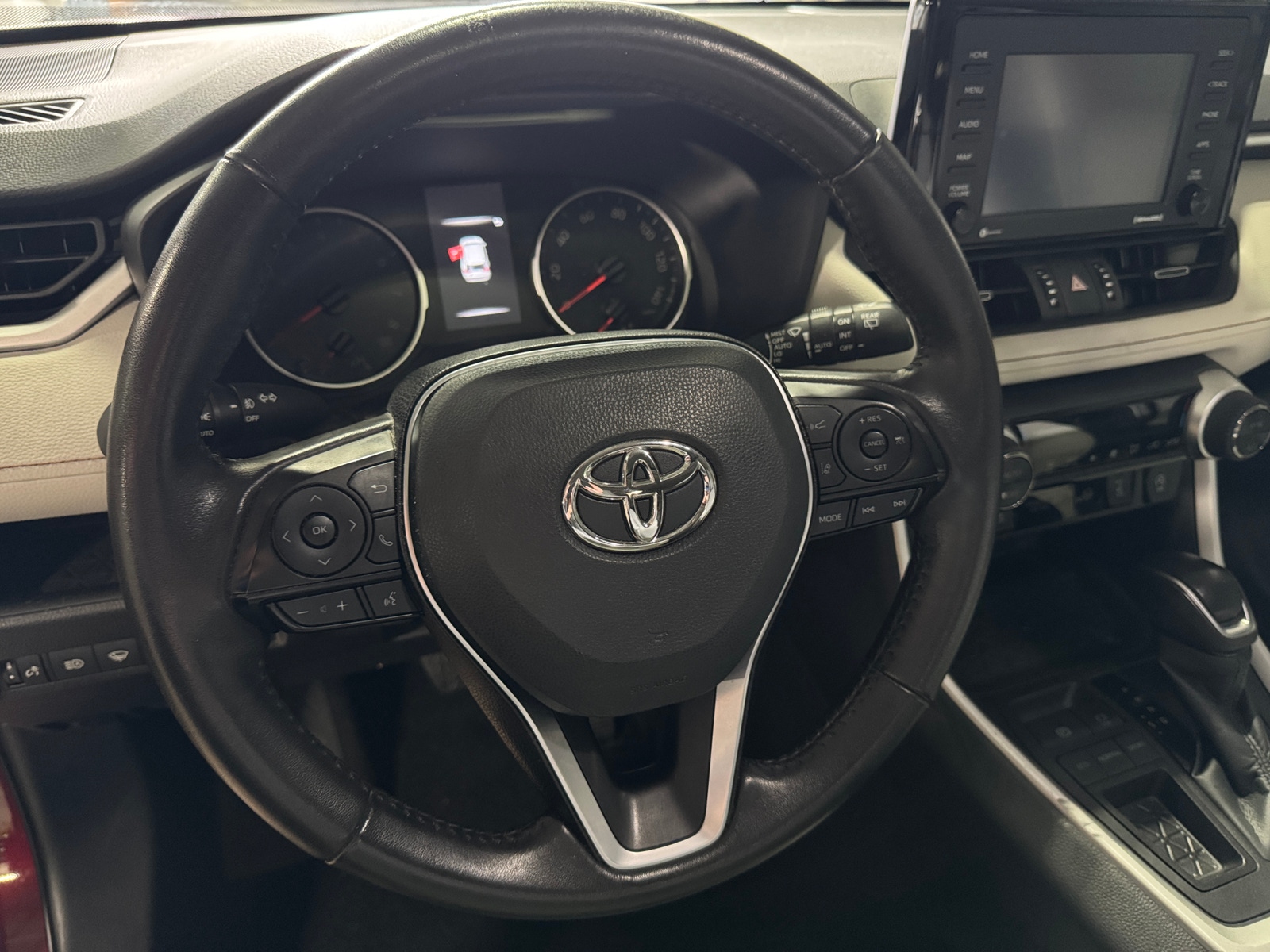 Thumbnail: 2022 Toyota RAV4 - 4