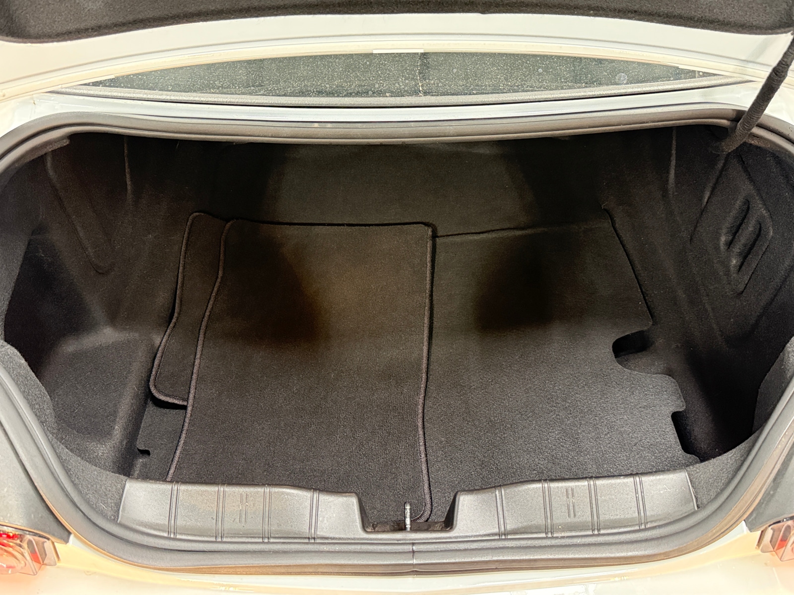 Thumbnail: 2019 Chevrolet Camaro - 4