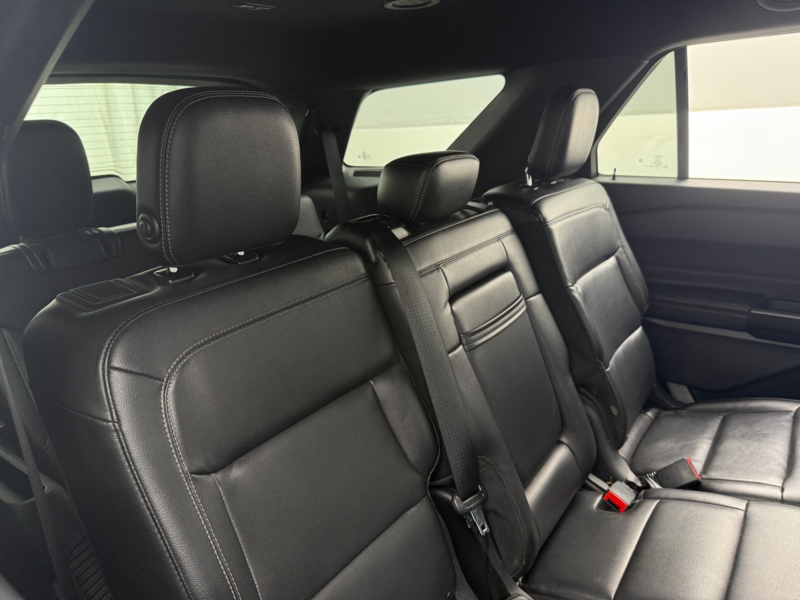 Thumbnail: 2020 Ford Explorer - 5