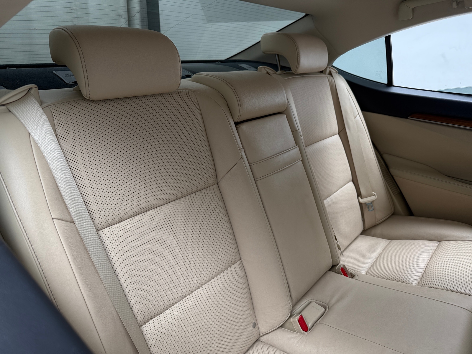 Thumbnail: 2013 Lexus ES - 5