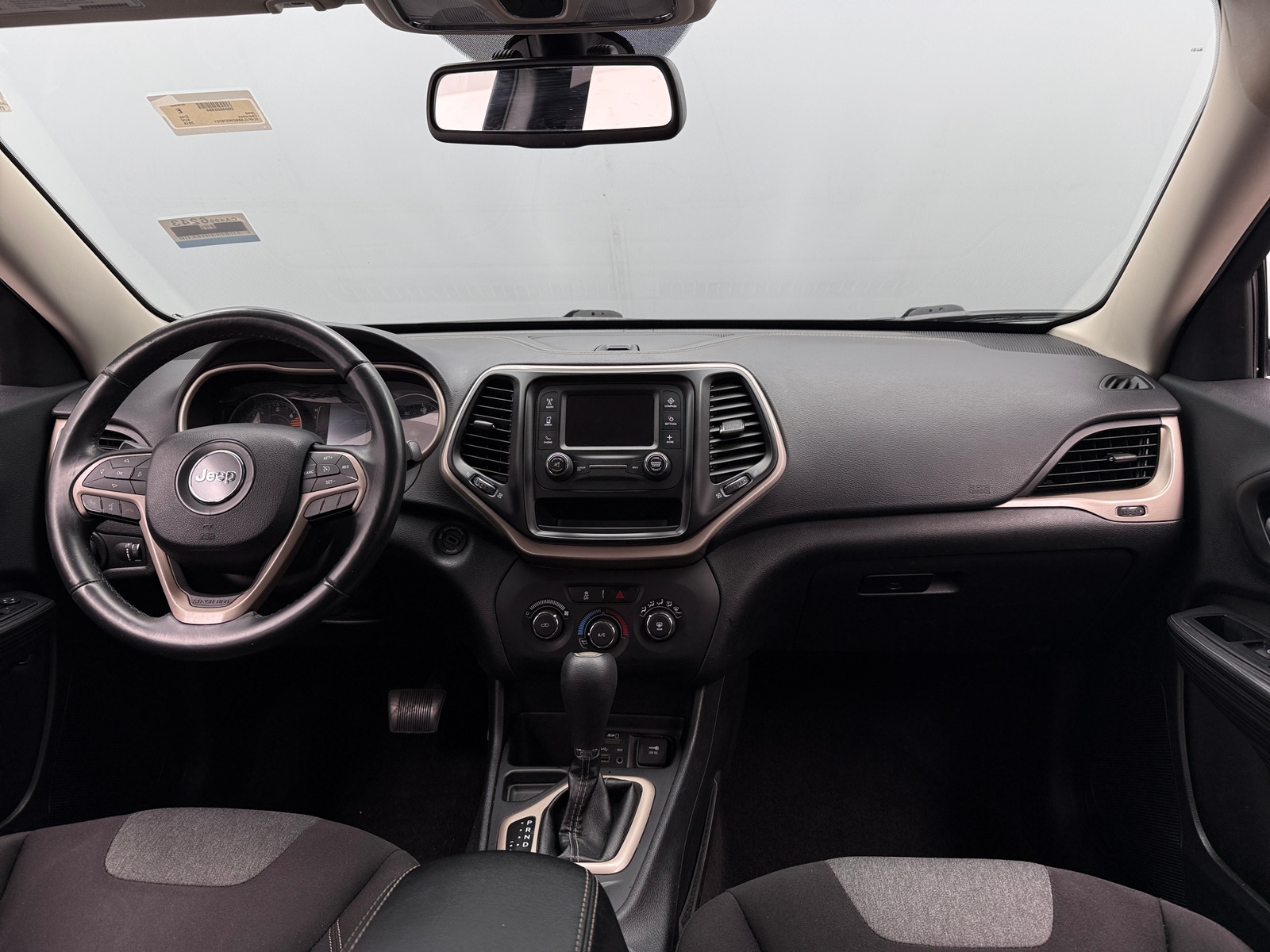 Thumbnail: 2016 Jeep Cherokee - 3