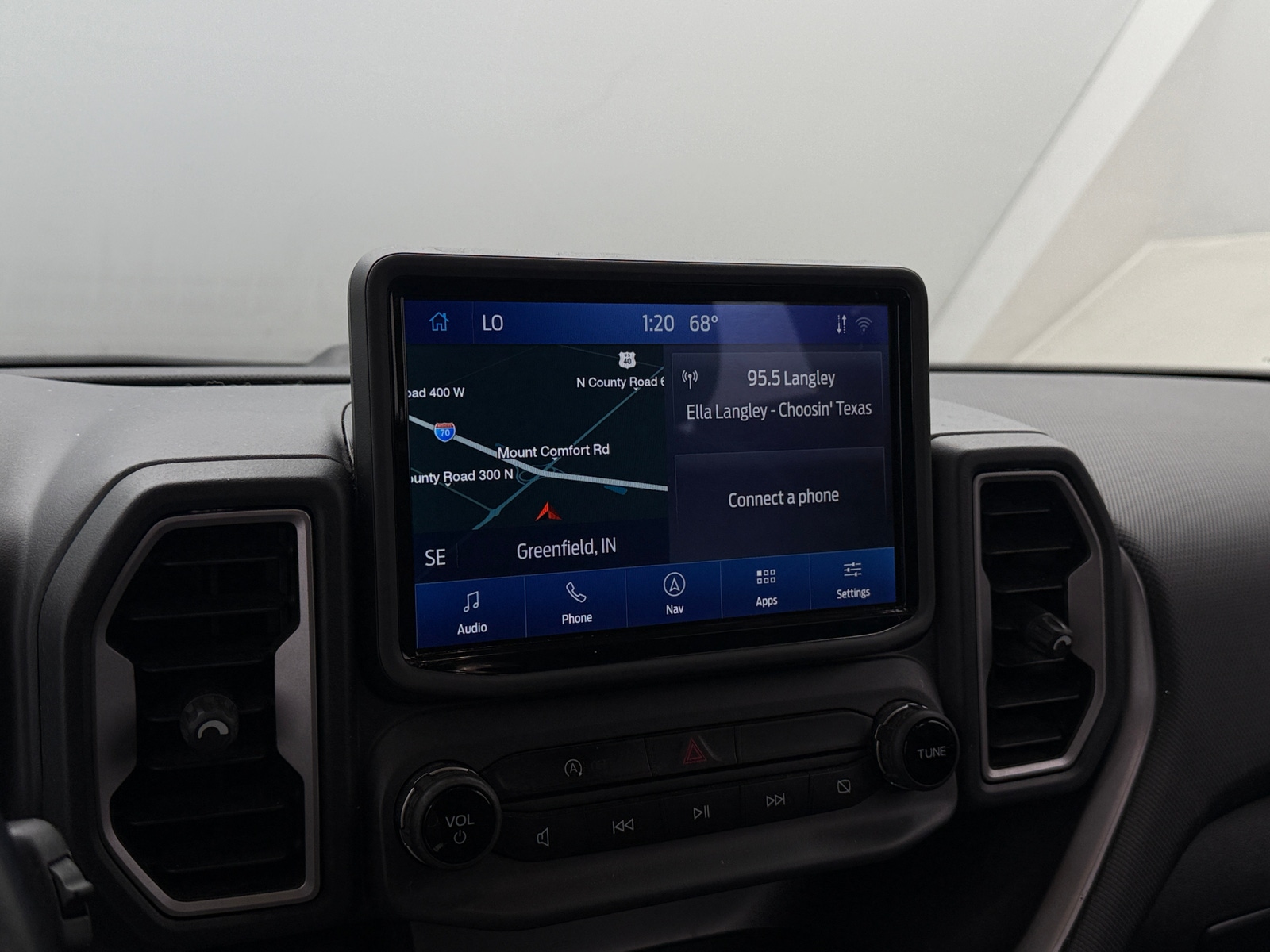 Thumbnail: 2022 Ford Bronco Sport - 4