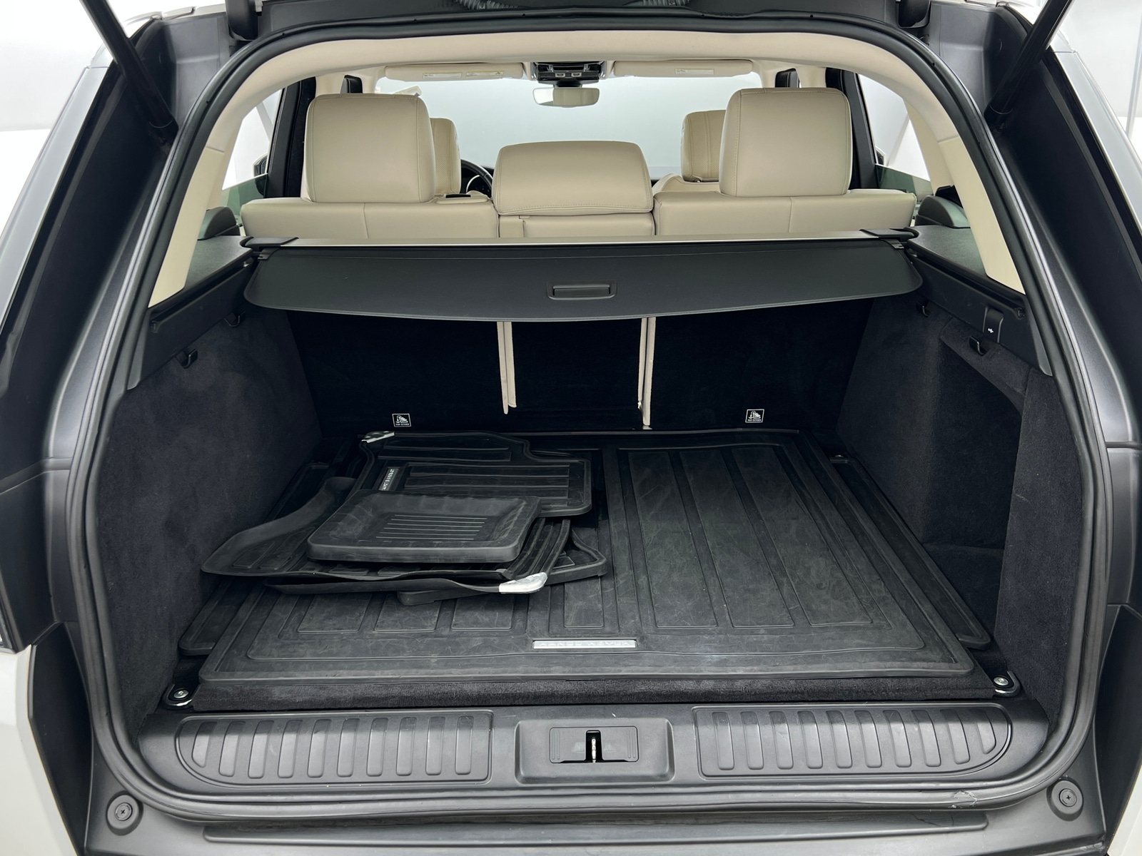 Thumbnail: 2017 Land Rover Range Rover Sport - 6